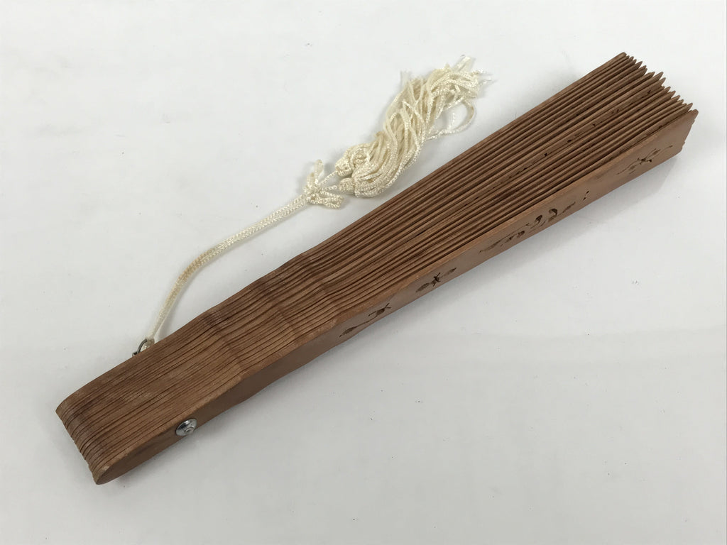 Chinese Carved Sandalwood Folding Fan Sensu Vtg Floral Pattern White Tassel 5D21