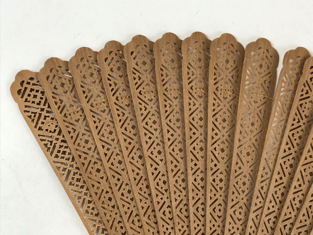 Chinese Carved Sandalwood Folding Fan Vtg Round Cuts Floral Boxed 4D717