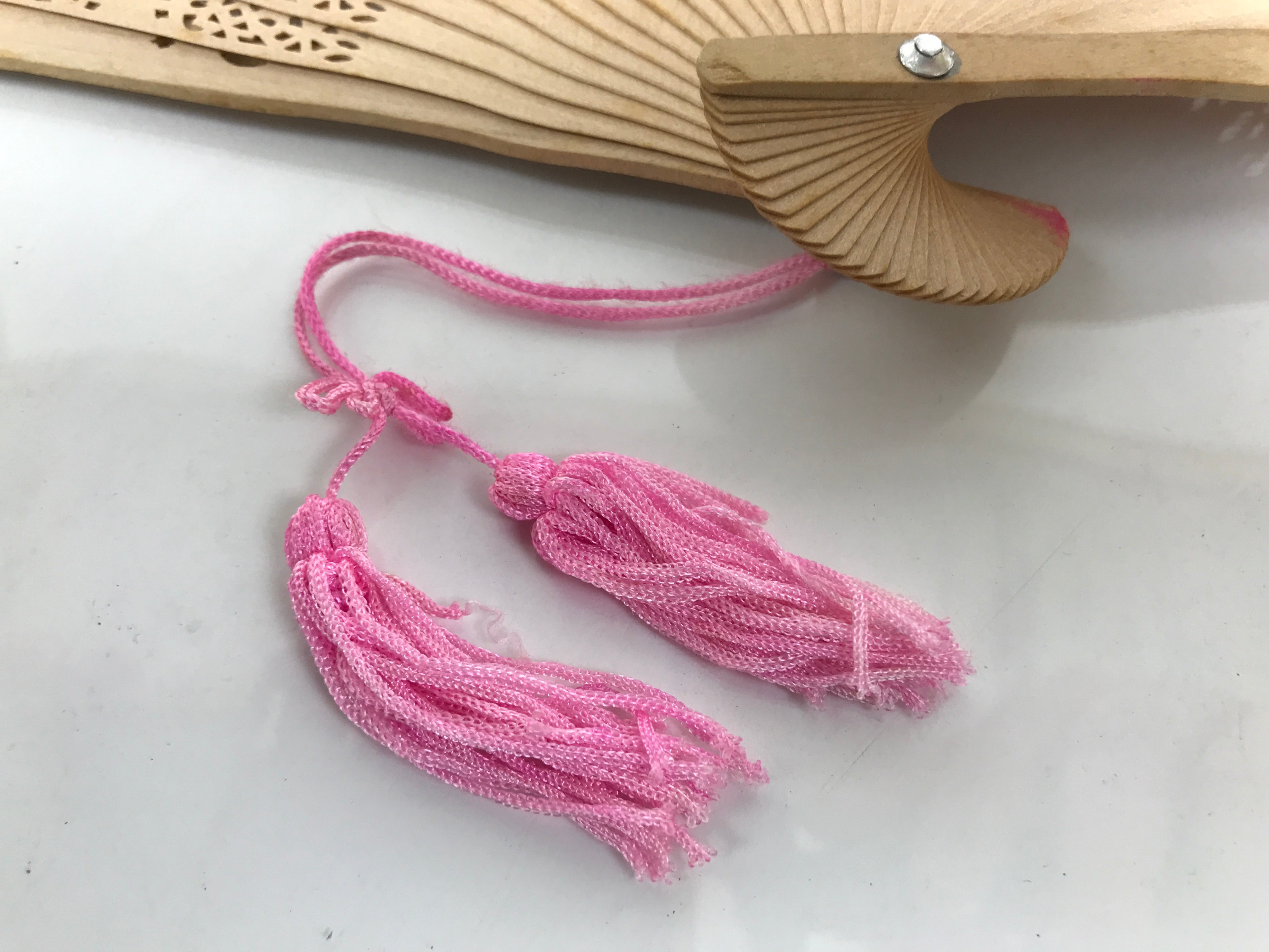 Chinese Folding Fan Sensu Vtg Beijing Opera Color Masks Sandalwood Boxed 4D924