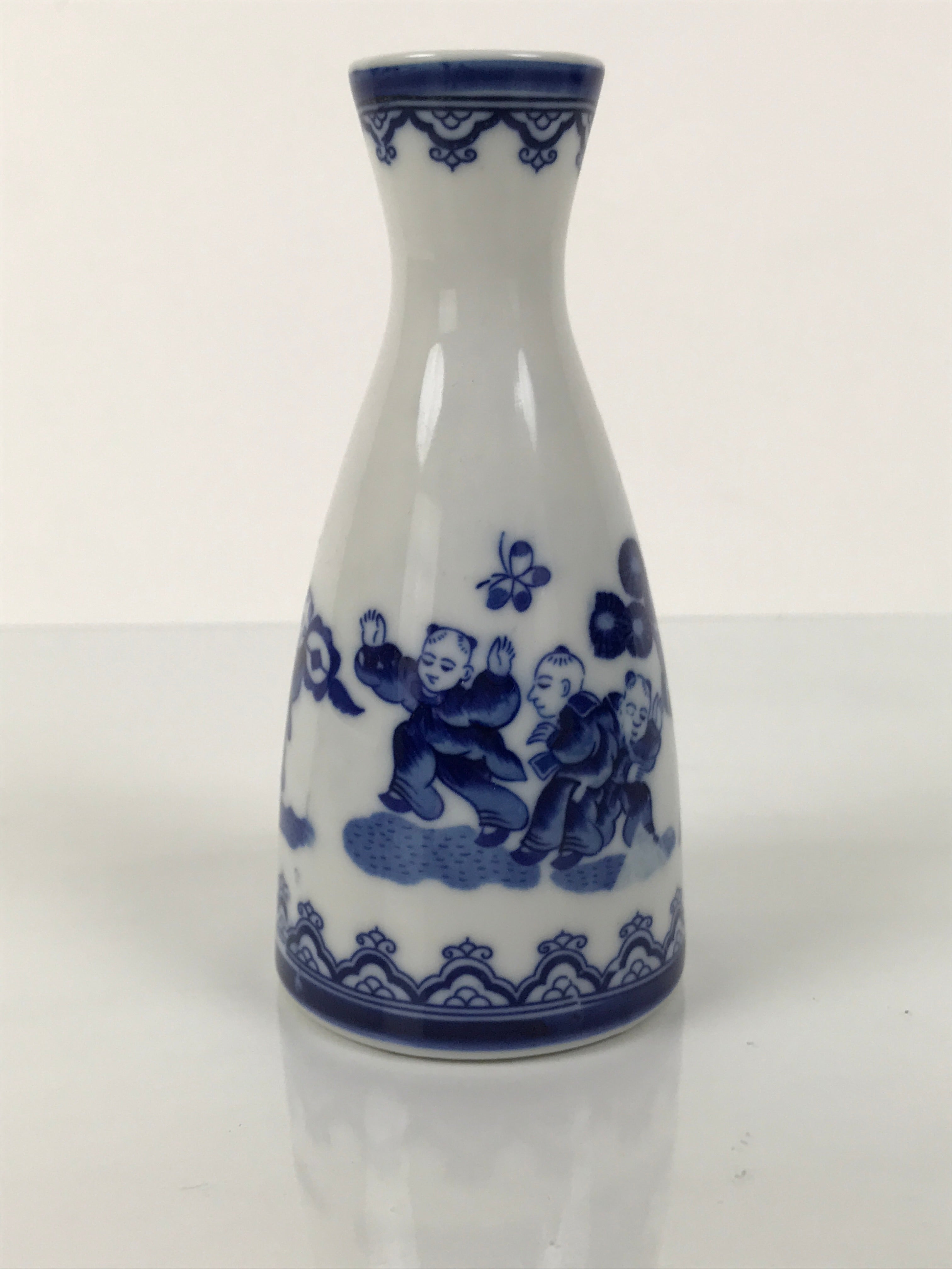 Chinese Porcelain Sake Bottle Tokkuri Vtg Karako Tang Children Blue White TS838