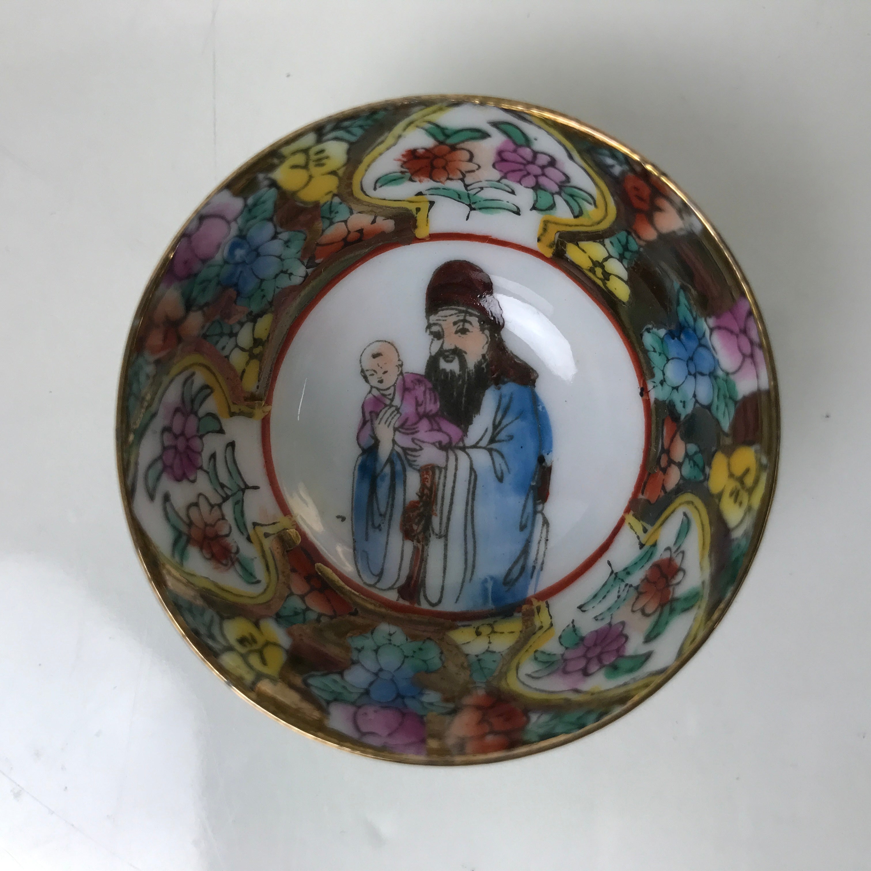 Chinese Porcelain Sake Cup Vtg Ochoko Flower Man Baby Gold Colorful Gold G276