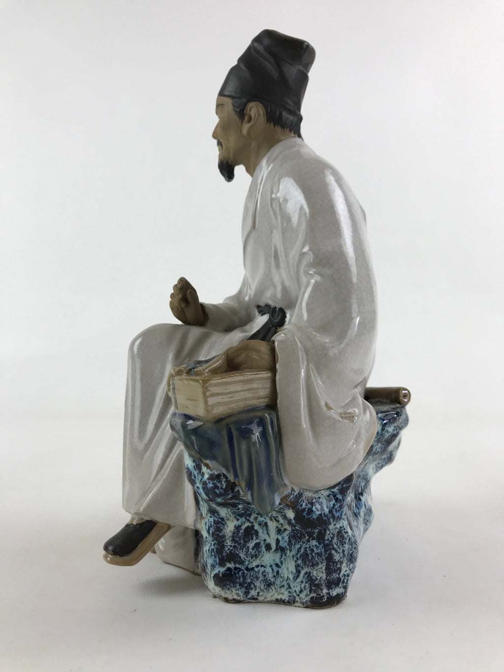Chinese Porcelain Seated Scholar Mudman 1950's Figurine Statue Book Robe BD919