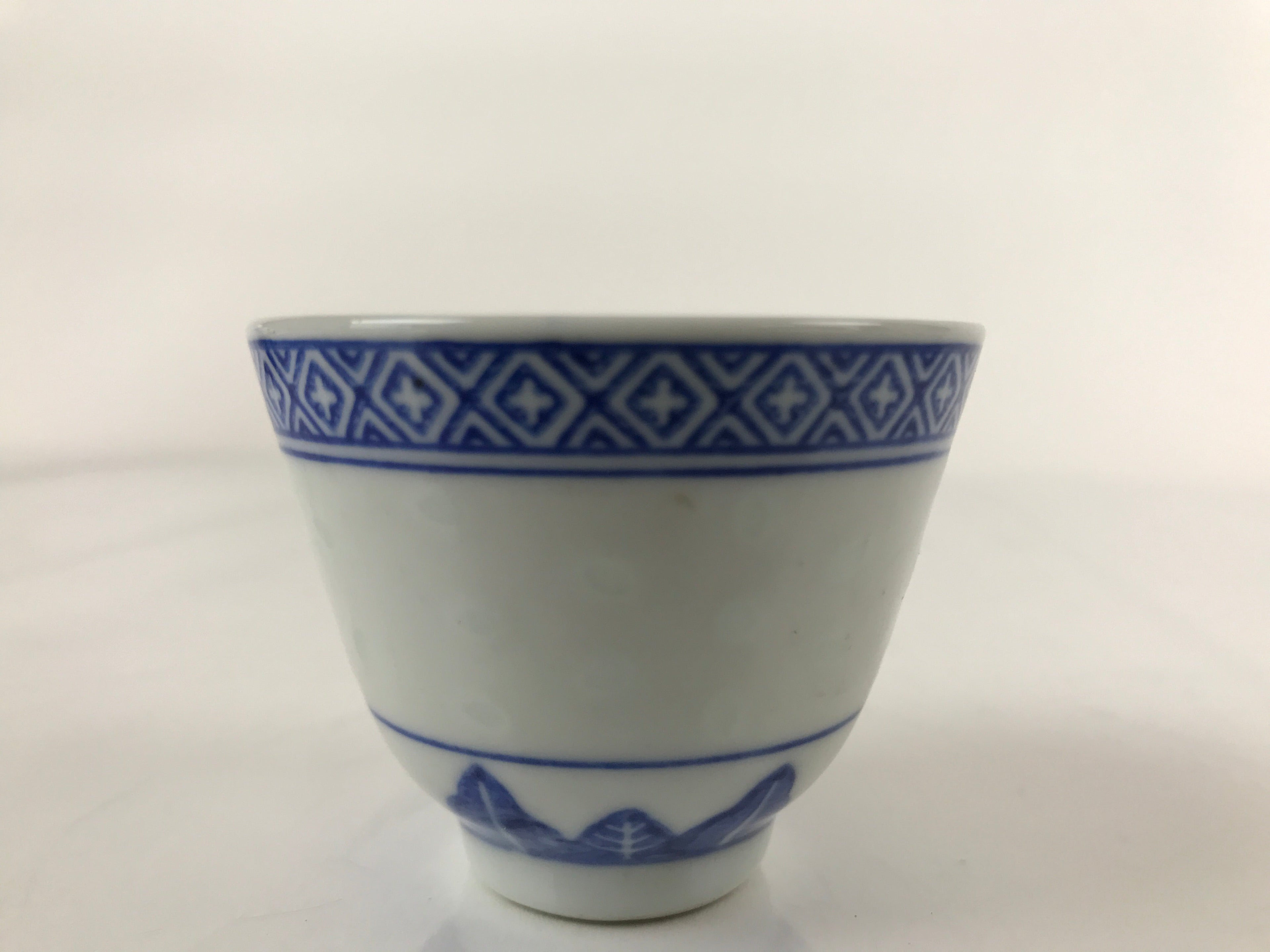 Chinese Translucent Porcelain Sake Cup Vtg Flower Petal Guinomi White Blue G189
