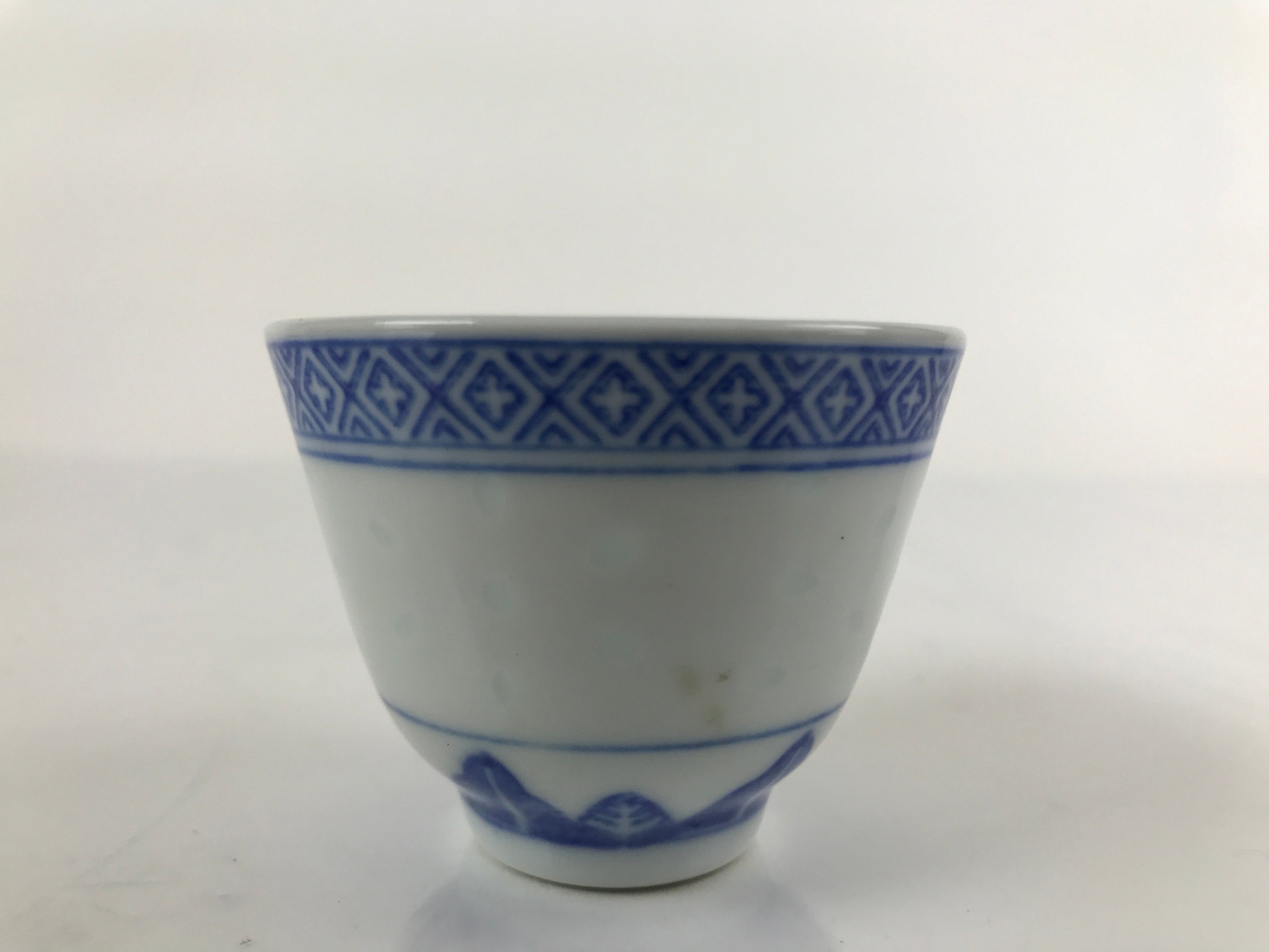 Chinese Translucent Porcelain Sake Cup Vtg Flower Petal Guinomi White Blue G190
