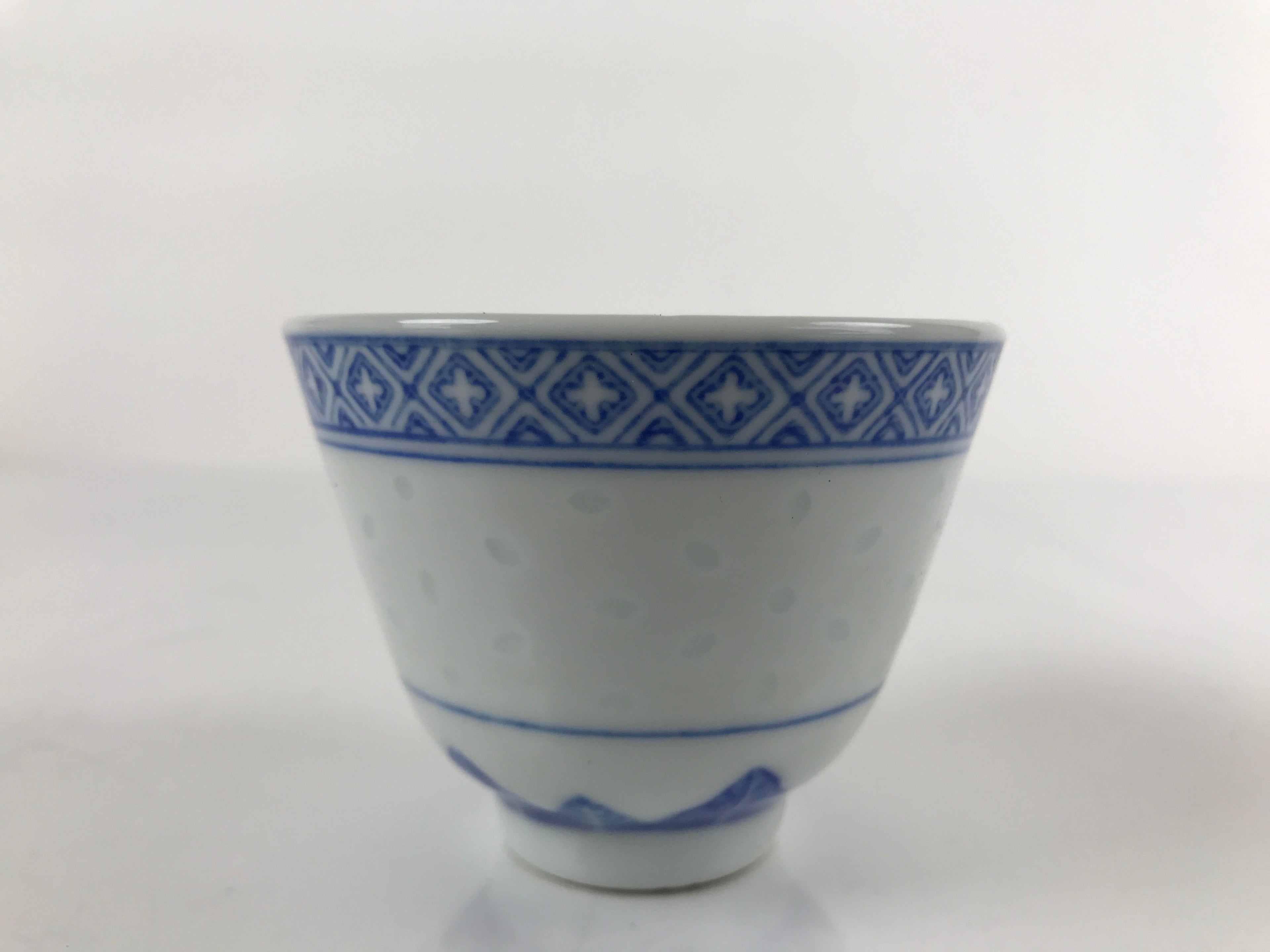 Chinese Translucent Porcelain Teacup Vtg Flower Petal Yunomi White Blue TC425