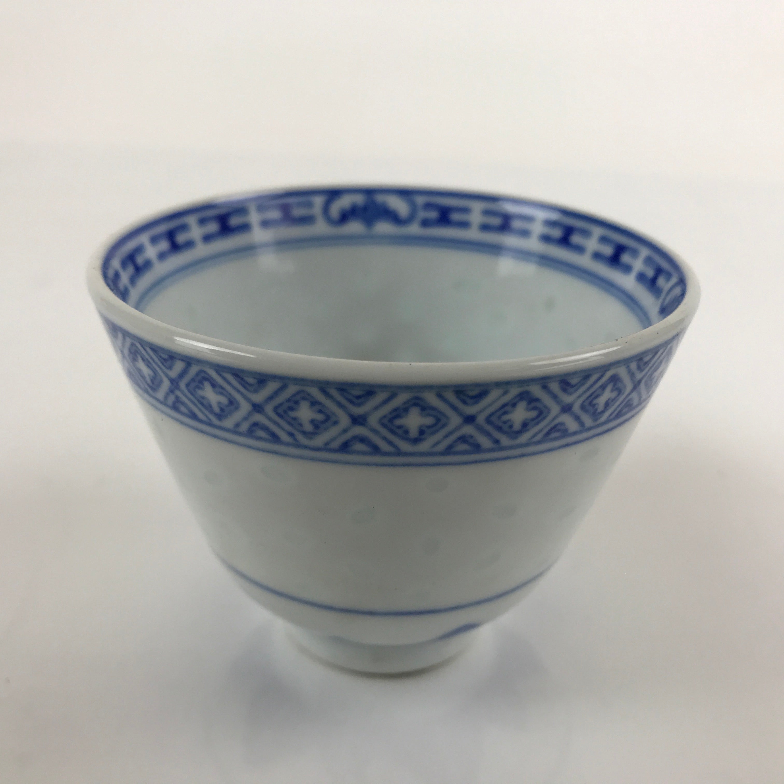Chinese Translucent Porcelain Teacup Vtg Flower Petal Yunomi White Blue TC425