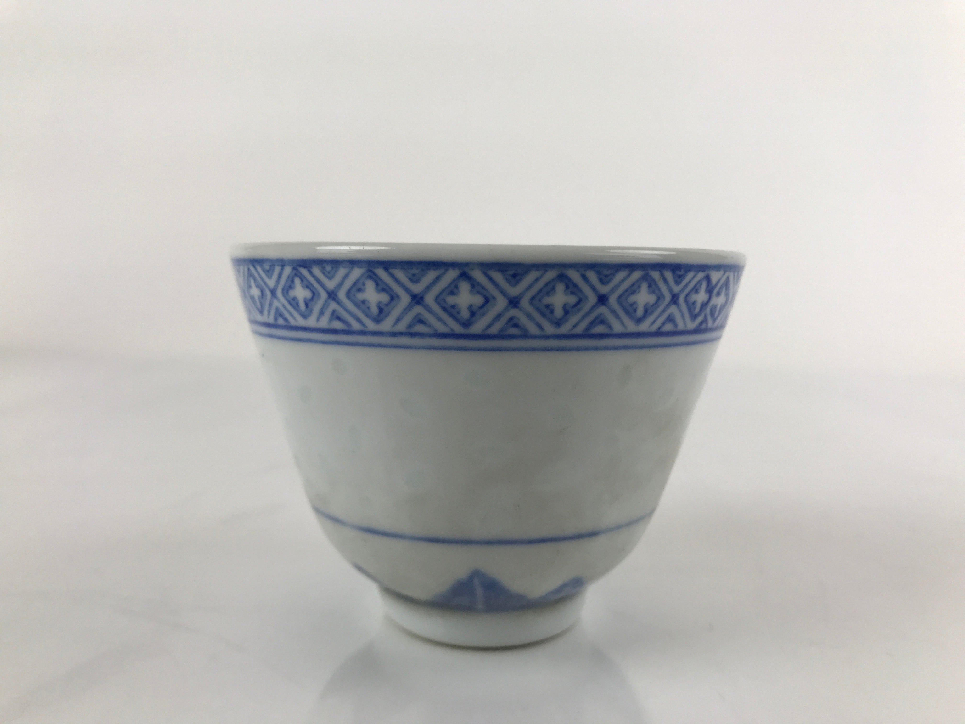 Chinese Translucent Porcelain Teacup Vtg Flower Petal Yunomi White Blue TC426