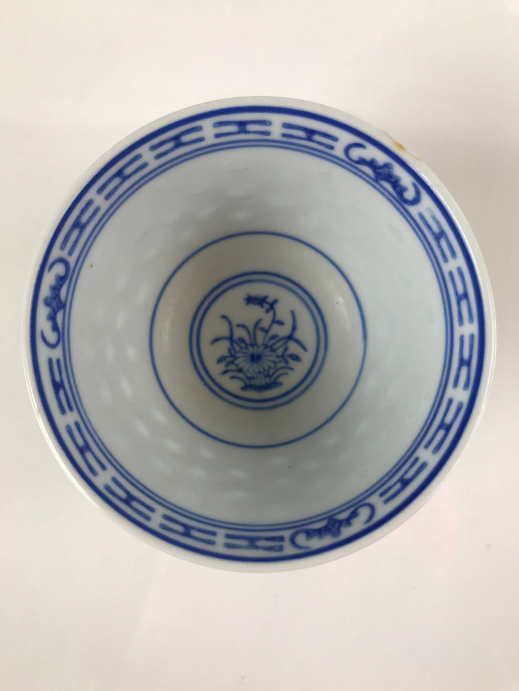 Chinese Translucent Porcelain Teacup Vtg Flower Petal Yunomi White Blue TC426
