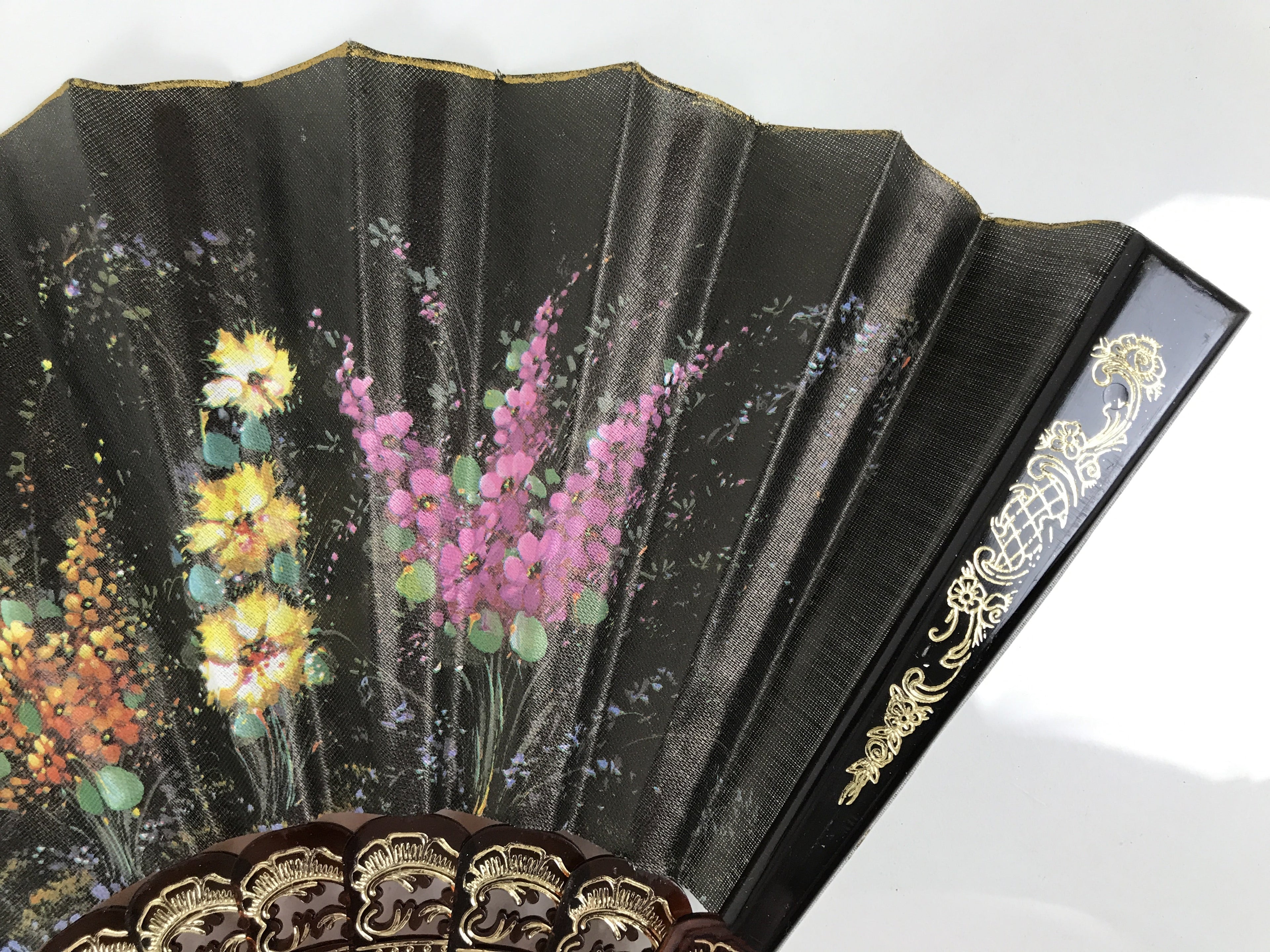Fabric Ventimilla Folding Fan Sensu Vtg Resin Frame Black Gold Flowers 5D25