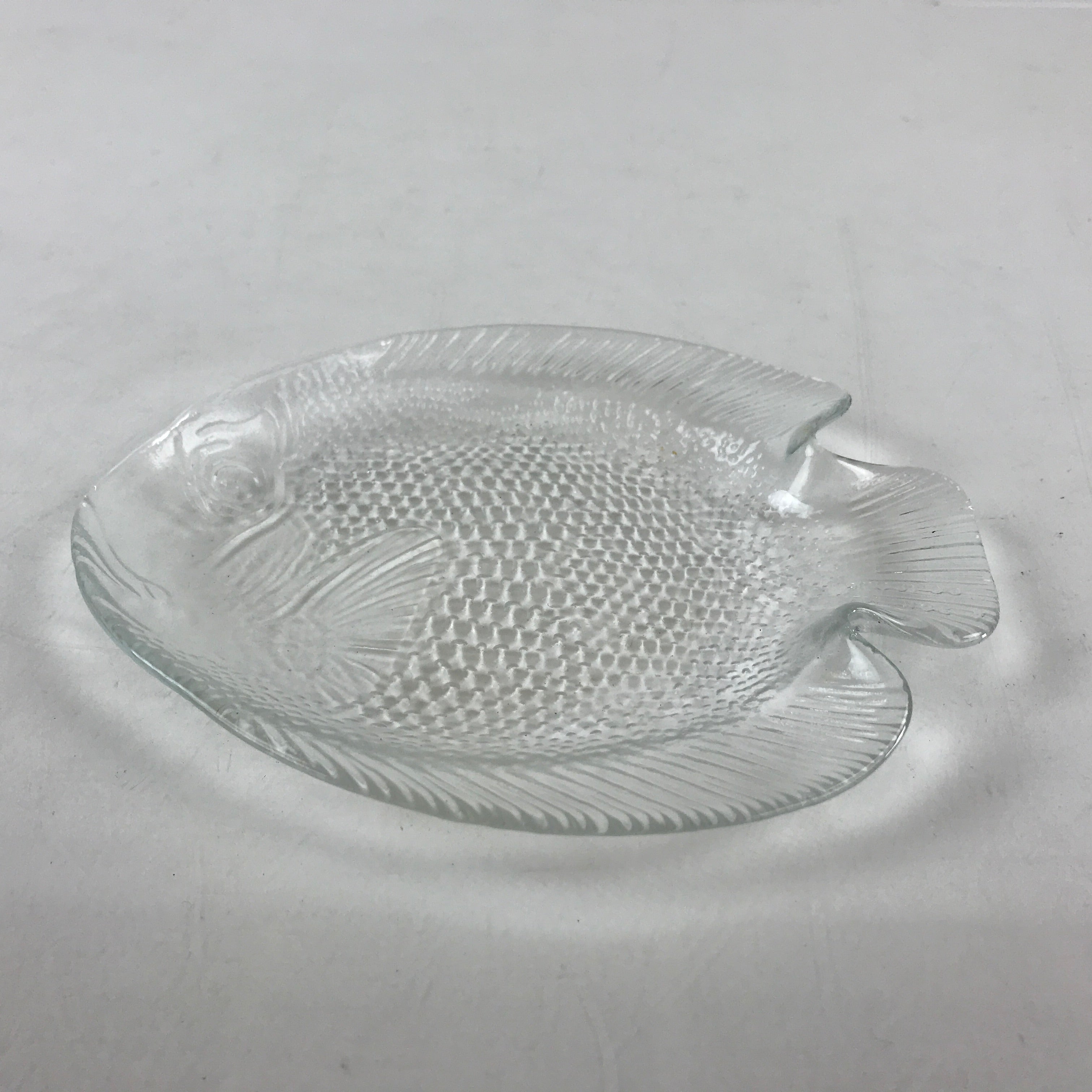 France Arcopal Brand Glass Plate Vtg Fish Tableware Small Plate Kozara QT155