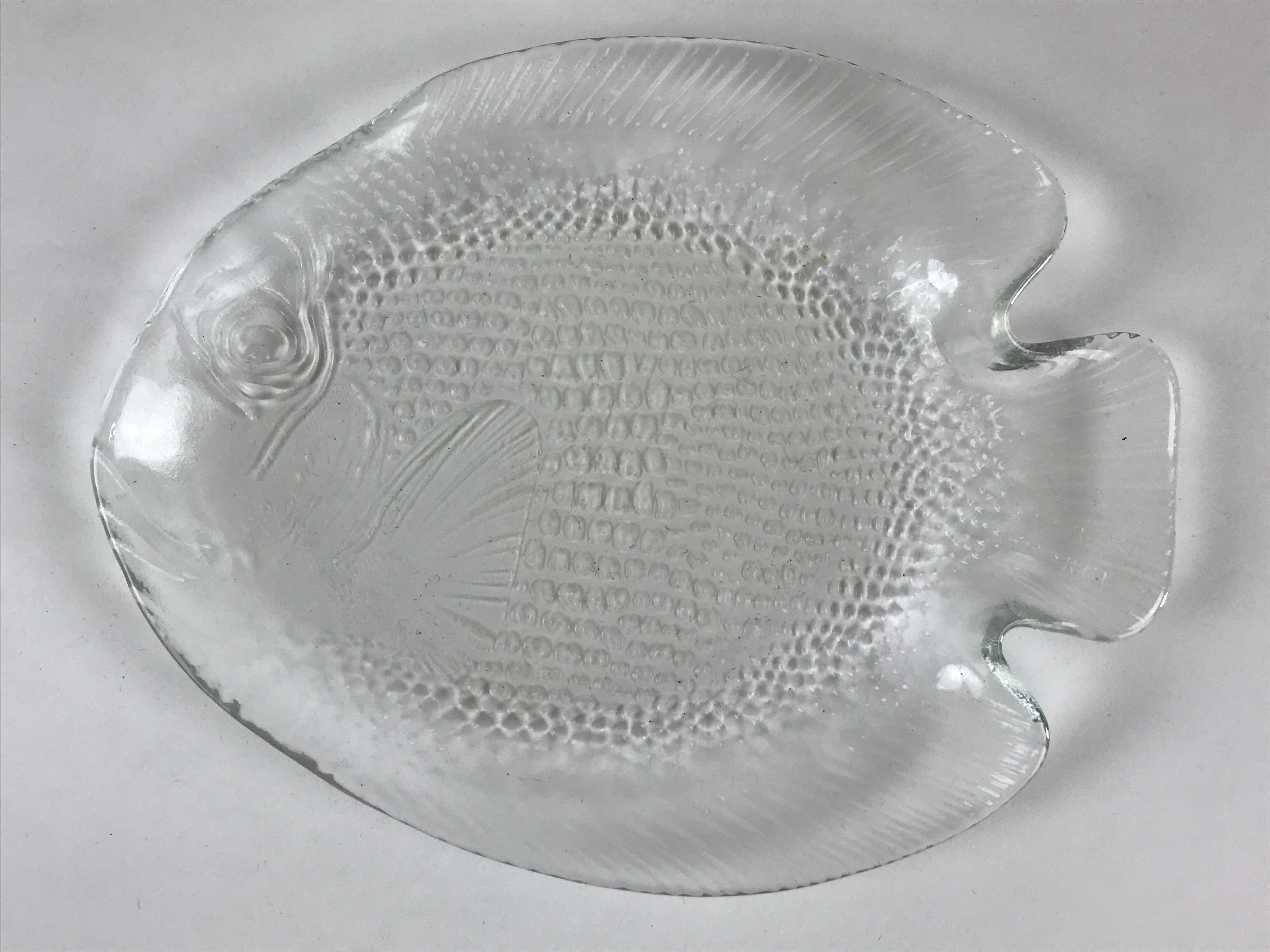 France Arcopal Brand Glass Plate Vtg Fish Tableware Small Plate Kozara QT155