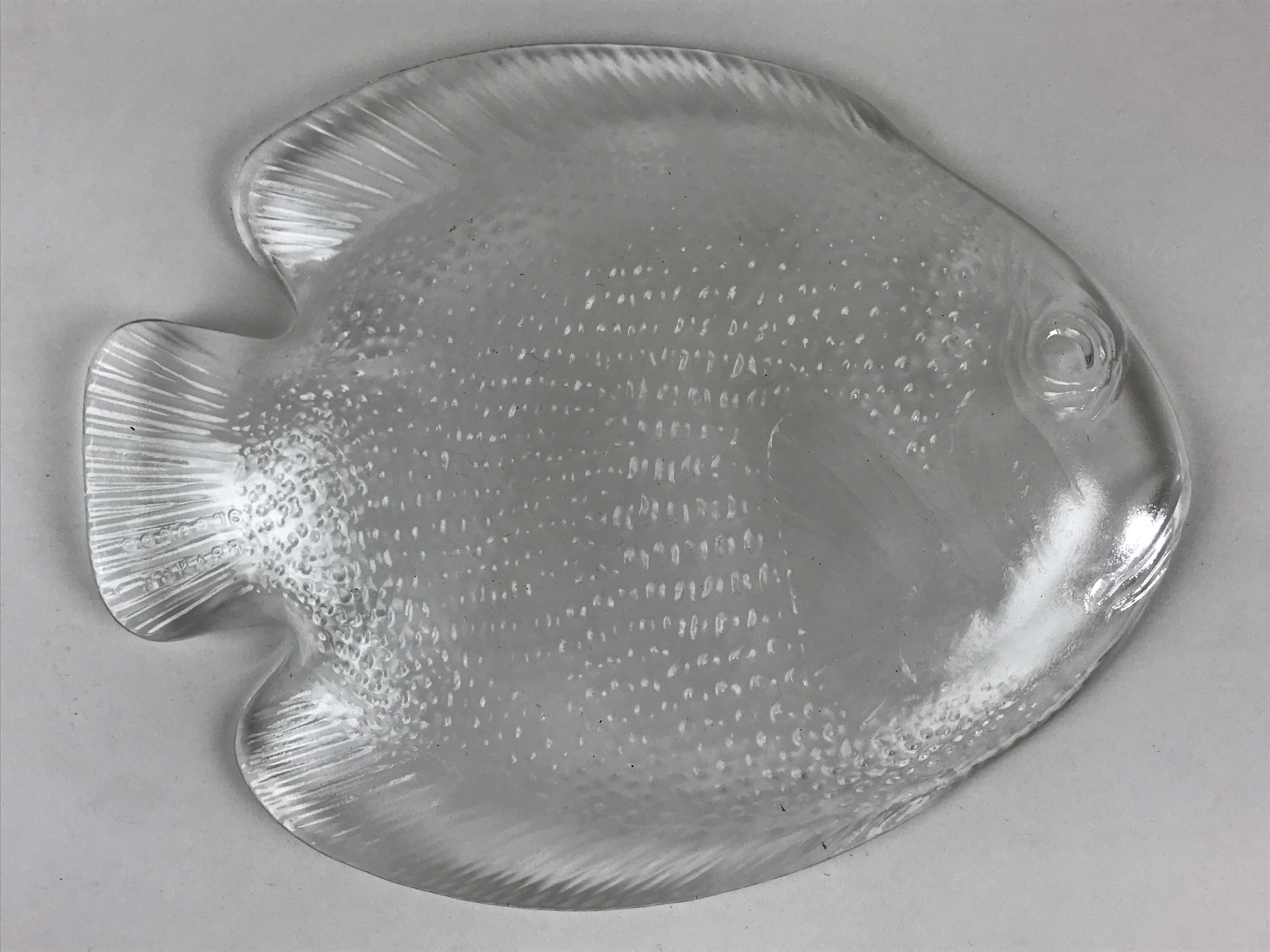 France Arcopal Brand Glass Plate Vtg Fish Tableware Small Plate Kozara QT155