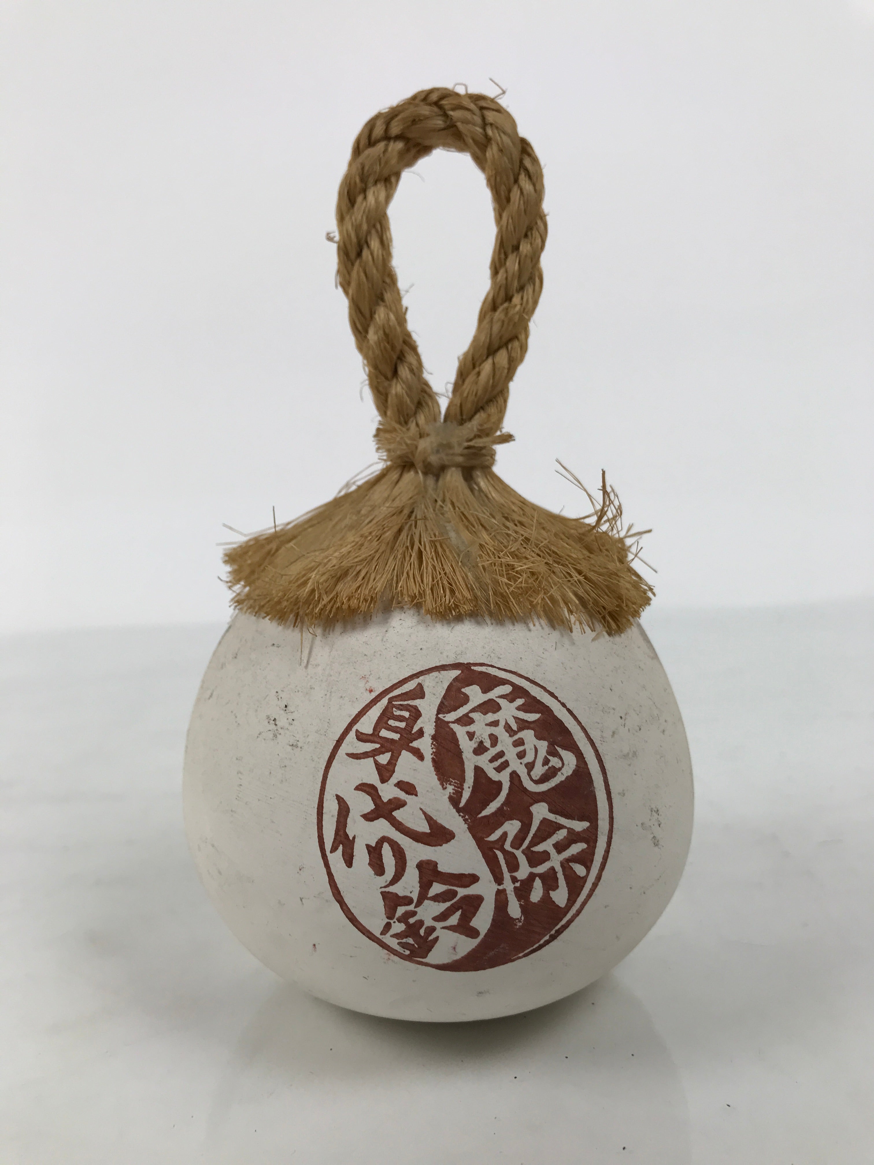 Japanese Clay Bell Dorei Vtg Tsuchi-Suzu Amulet Kumamoto Castle White DR689-AD - Dorei-chidorivintage.com