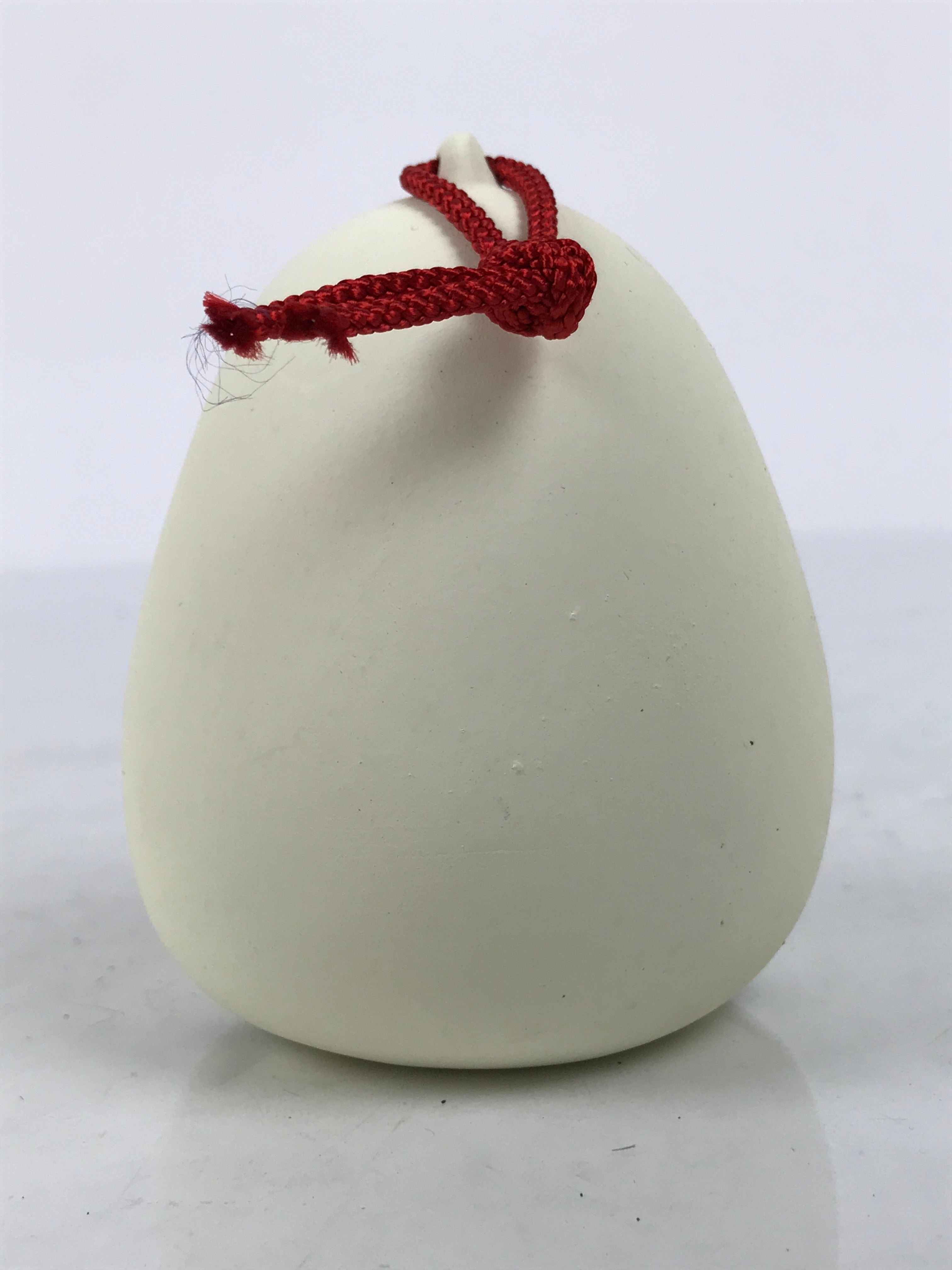 Japanese Clay Bell Dorei Hime Daruma Vtg Tsuchi-Suzu Basho Poem White DR691-AD - Dorei-chidorivintage.com