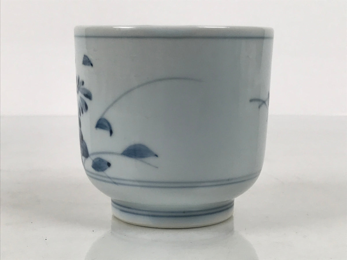 Japanese Sometsuke Porcelain Teacup Vtg Pottery Yunomi White Blue Floral TC643-KT - Teacup-chidorivintage.com