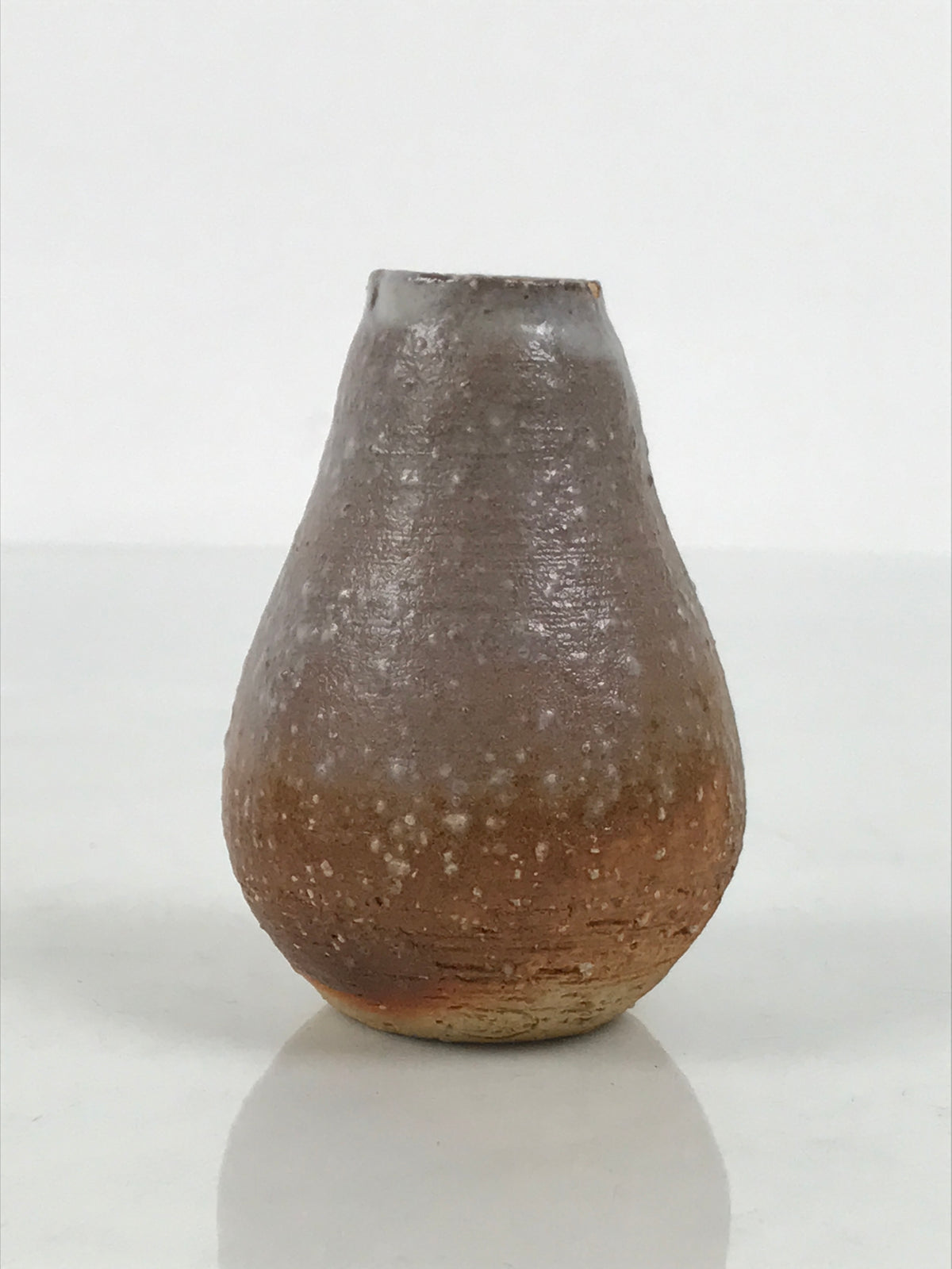 Japanese Ceramic Single Flower Vase Small Kabin Vtg Round Brown White MFV108-KT - Vase-chidorivintage.com