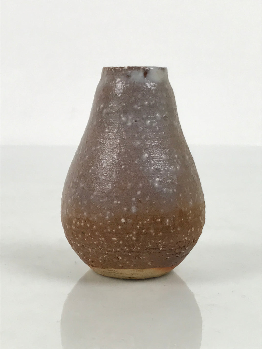 Japanese Ceramic Single Flower Vase Small Kabin Vtg Round Brown White MFV108-KT - Vase-chidorivintage.com