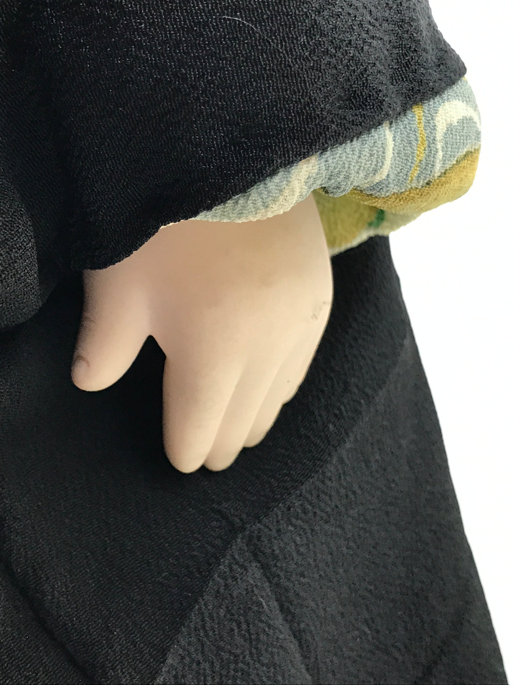 Japanese Ichimatsu Ningyo Doll Vtg Black Silk Kimono Glass Eyes Gofun Face ID697-AD - Doll-chidorivintage.com