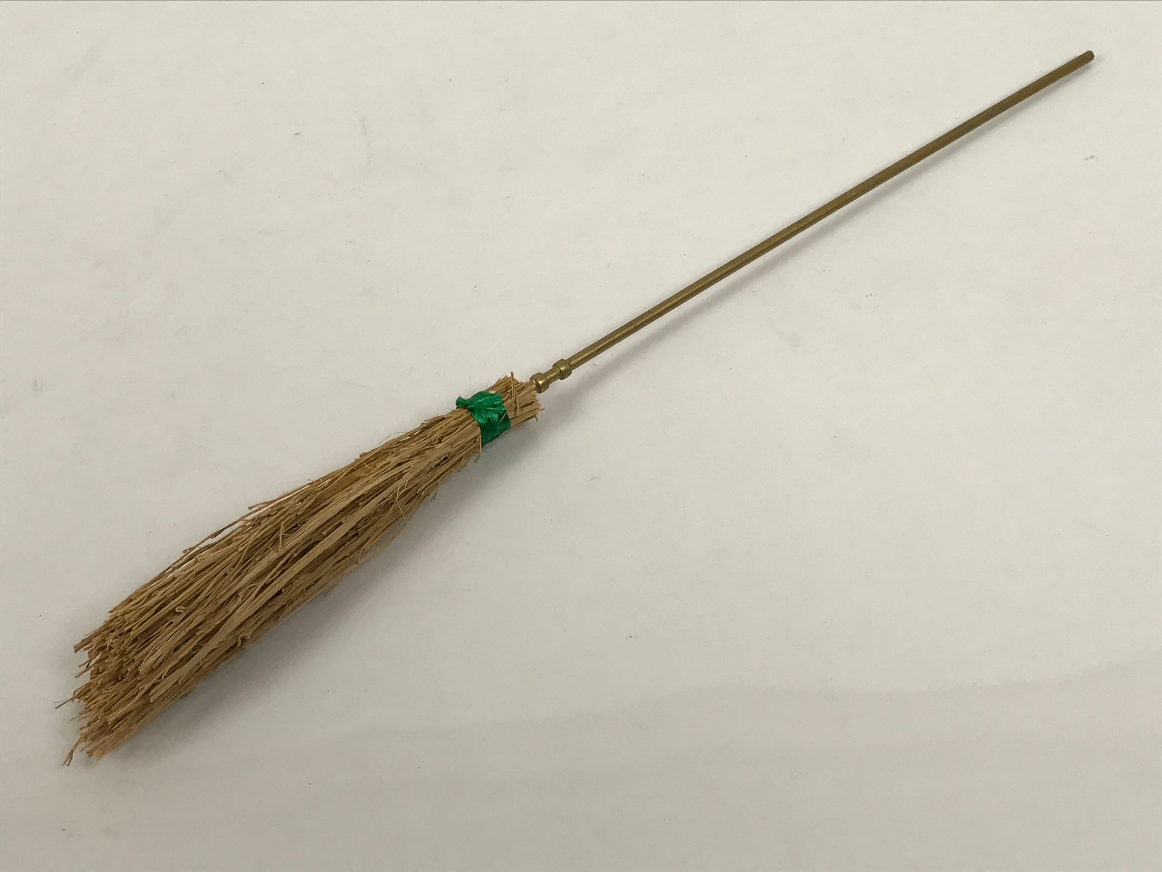 Japanese Shichou Man Servant Hina Ningyo Doll Vtg Girls' Day Display Broom ID701-AD - Doll-chidorivintage.com