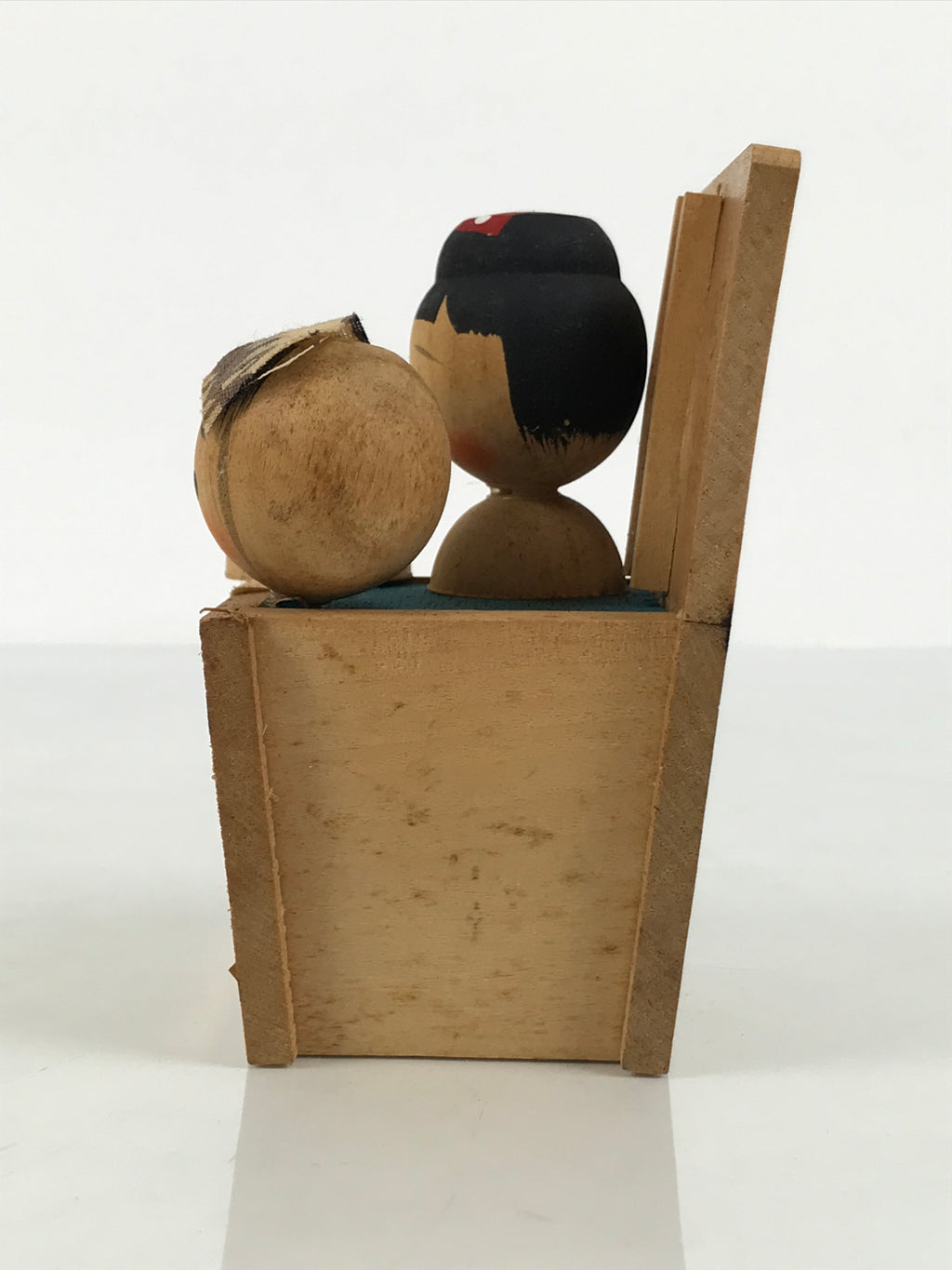 Japanese Wood Kokeshi Doll Hot Spring Bath Girl Kid Washbowl Towel Brown KF852-AD - Kokeshi-chidorivintage.com