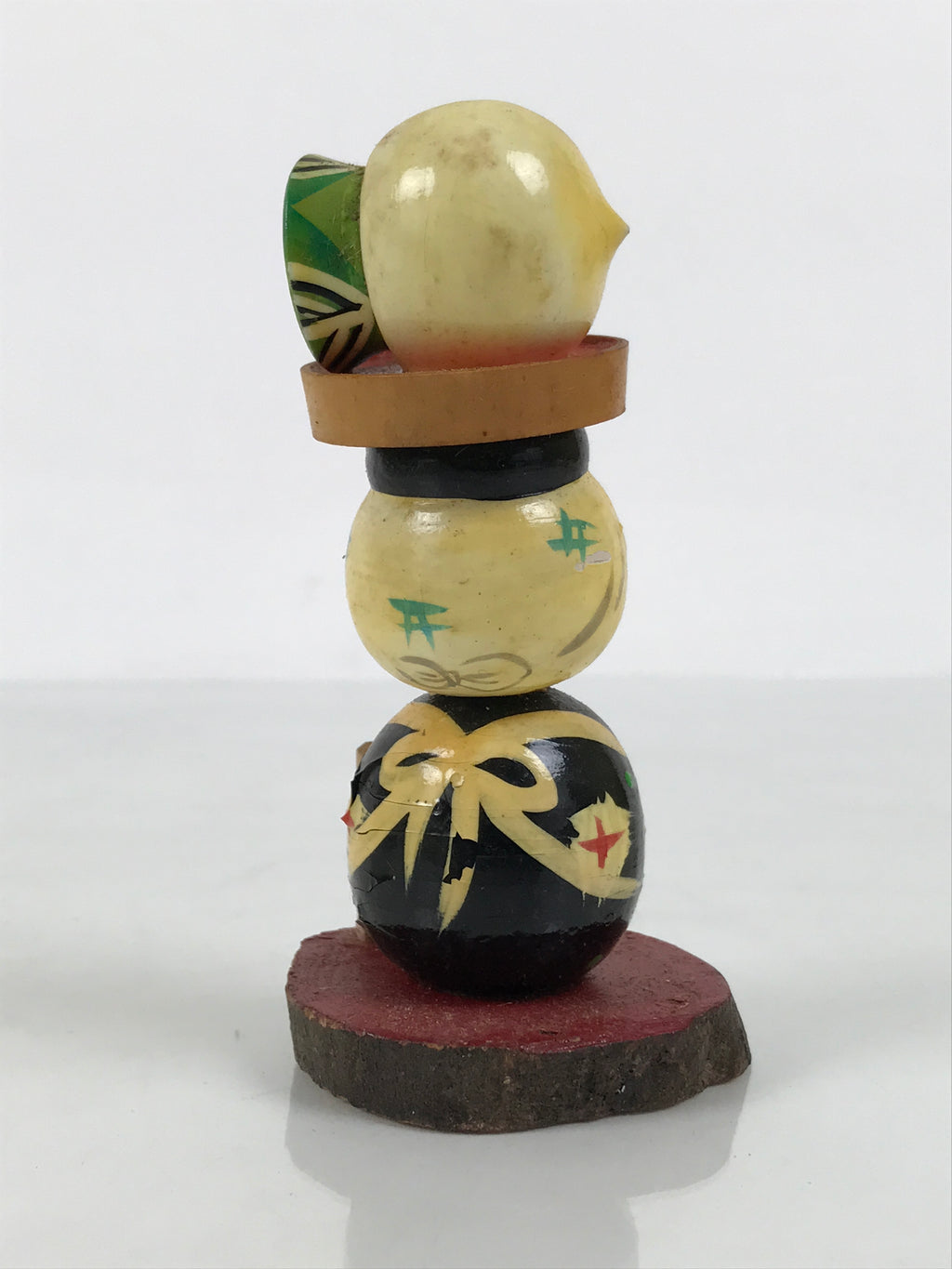 Japanese Wooden Kokeshi Doll Figurine Vtg Wobbly Head Sakurajima Radish KF853-AD - Kokeshi-chidorivintage.com