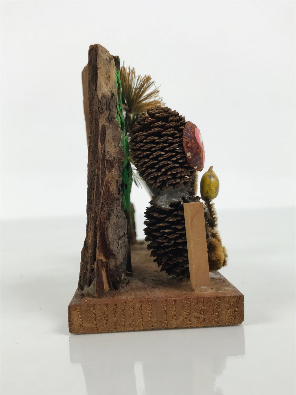 Japanese Wooden Kokeshi Display Vtg Pinecone Monkey Brown Hadomisaki Saga KF856-AD - Kokeshi-chidorivintage.com