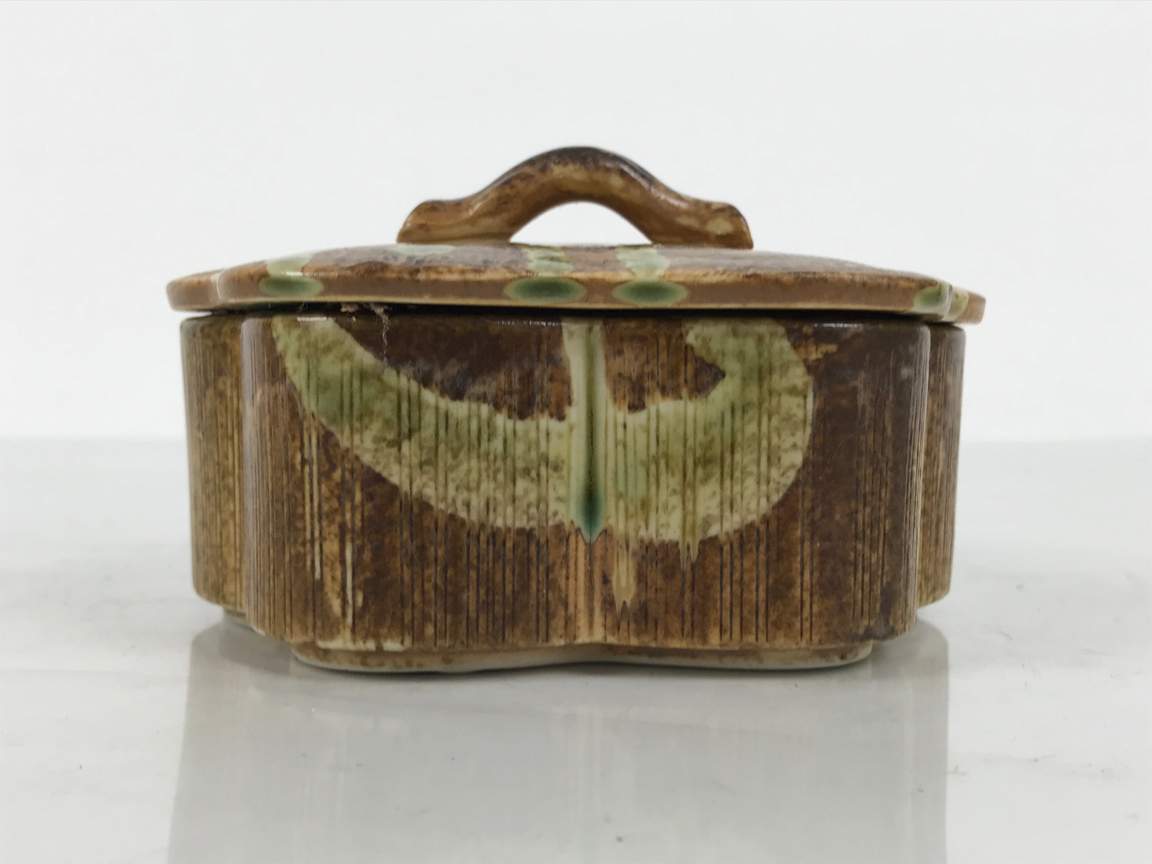 Japanese Oribe Ceramic Snack Bowl Lidded Kashiki Pottery Plum Blossom Brown Y582-KT - Bowl-chidorivintage.com