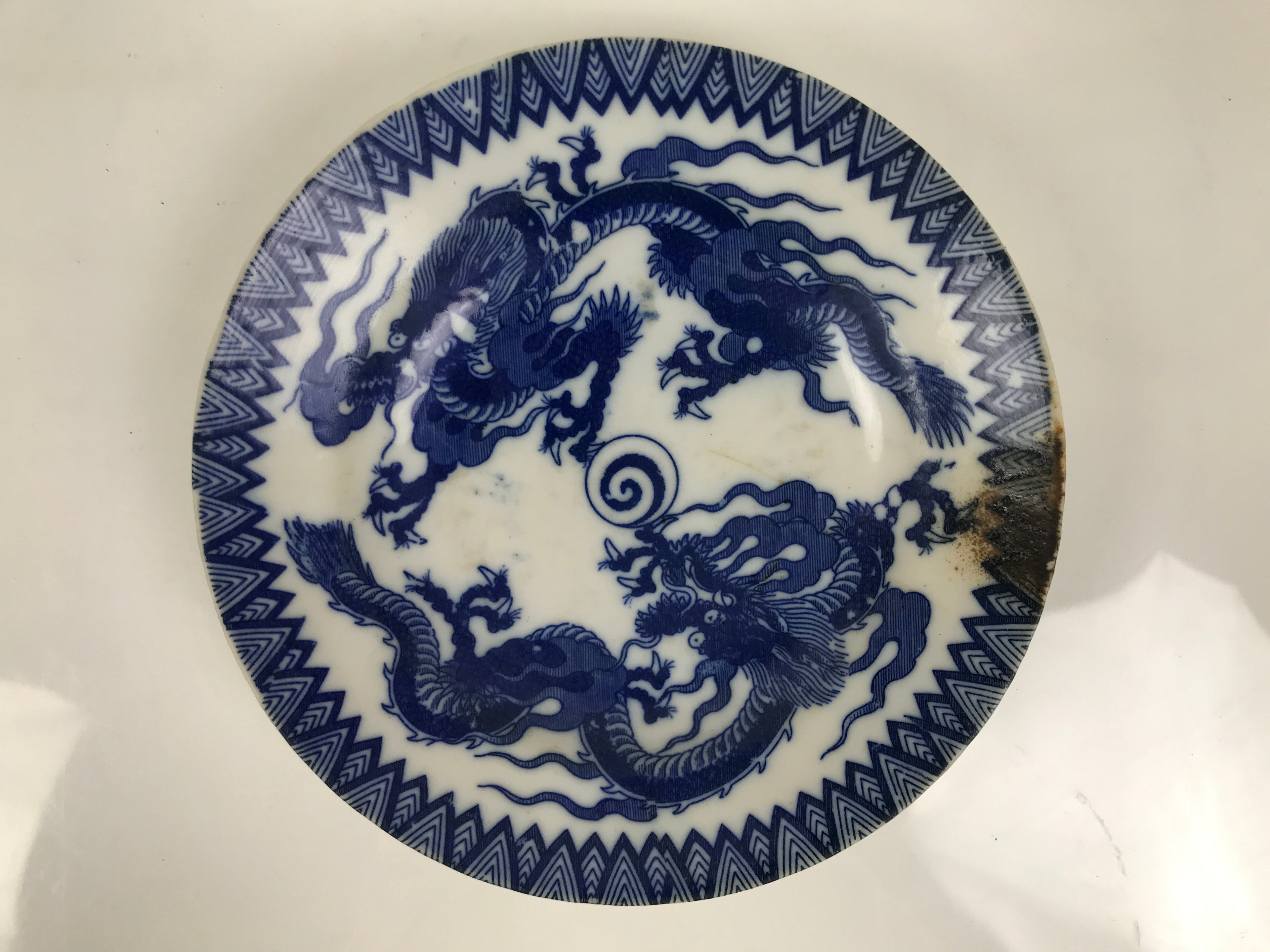 Japanese Porcelain Small Deep Plate Kozara Vtg Blue White Sometsuke Dragon Y580-KT - Plate-chidorivintage.com