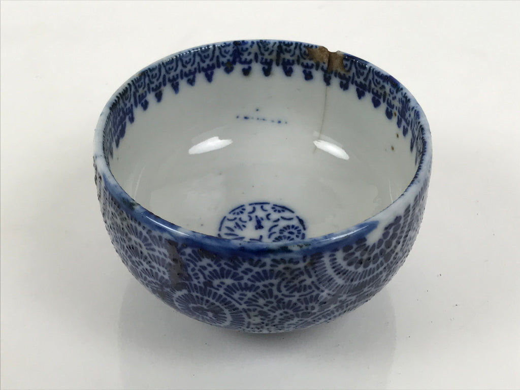 Japanese Sometsuke Porcelain Teacup Yunomi Vtg White Blue Circle Floral TC649-KT - Teacup-chidorivintage.com
