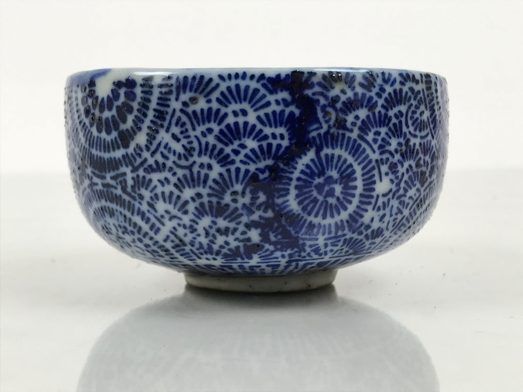 Japanese Sometsuke Porcelain Teacup Yunomi Vtg White Blue Circle Floral TC649-KT - Teacup-chidorivintage.com