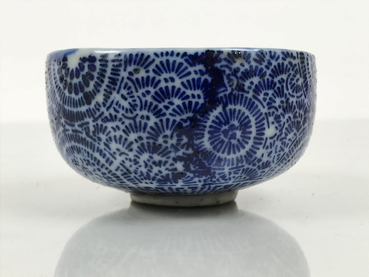 Japanese Sometsuke Porcelain Teacup Yunomi Vtg White Blue Circle Floral TC649-KT - Teacup-chidorivintage.com