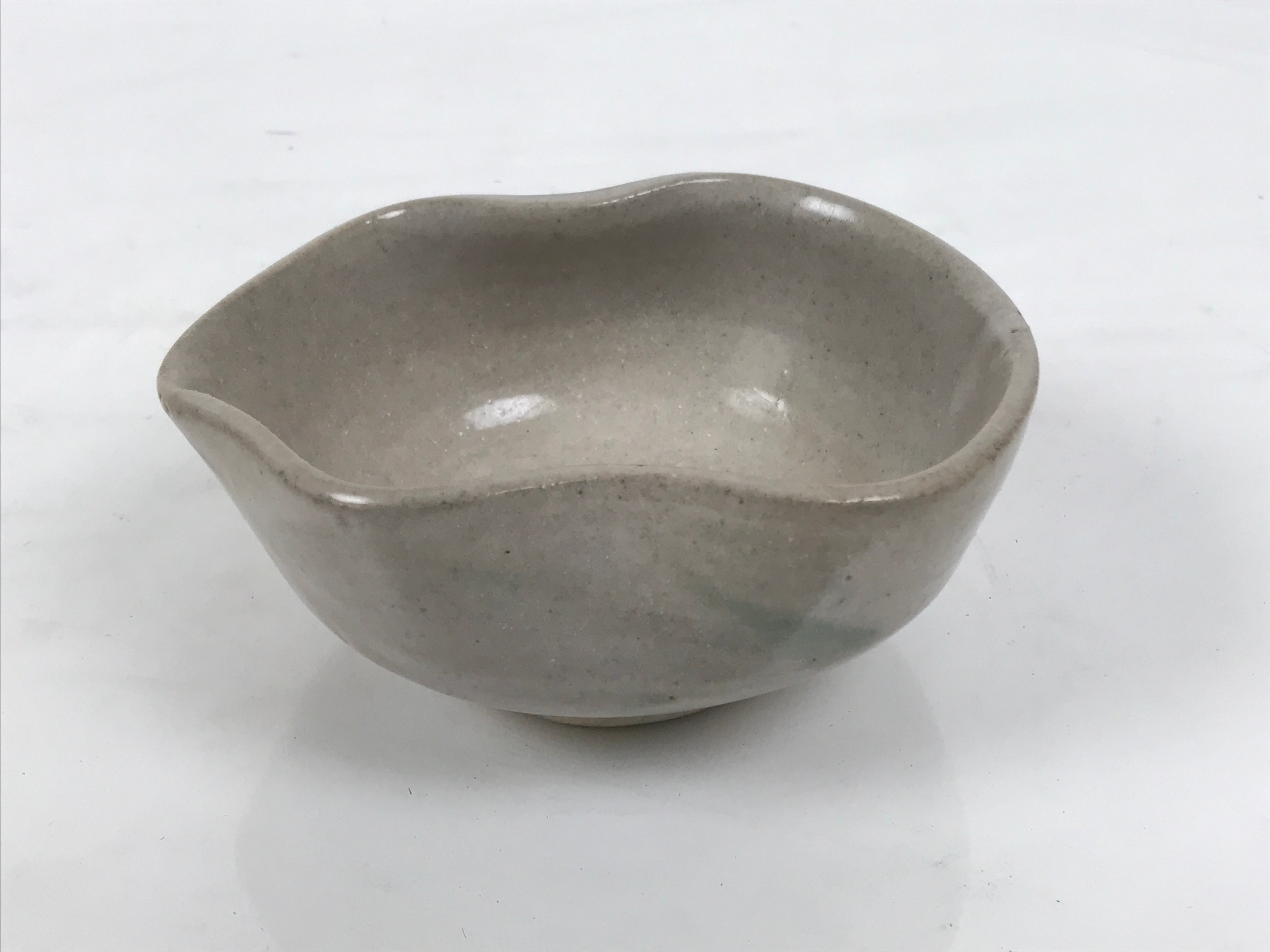 Japanese Ceramic Water Cooling Bowl Vtg Yuzamashi Katakuchi Light Gray Y578-KT - Bowl-chidorivintage.com