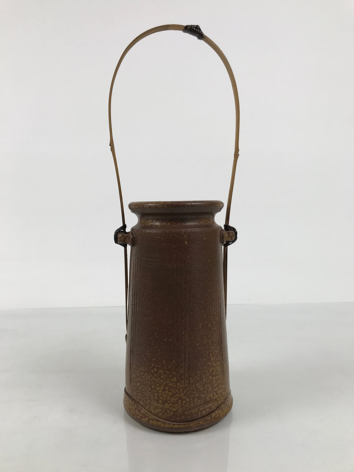 Japanese Ceramic Flower Vase Vtg Ikebana Kabin Brown Bamboo Handle FK266-KT - Vase-chidorivintage.com