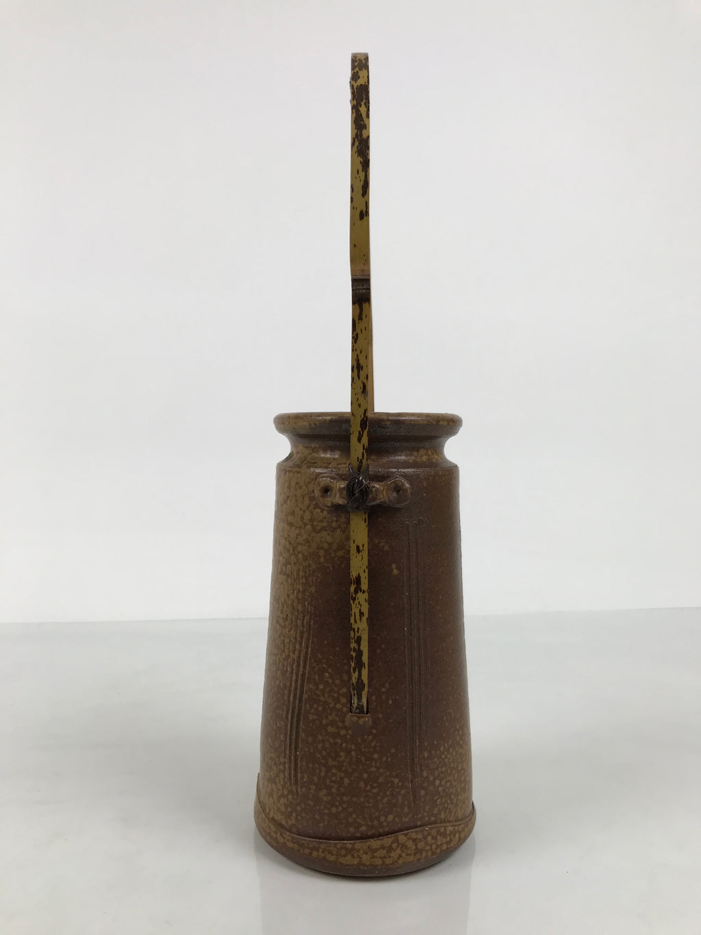 Japanese Ceramic Flower Vase Vtg Ikebana Kabin Brown Bamboo Handle FK266-KT - Vase-chidorivintage.com