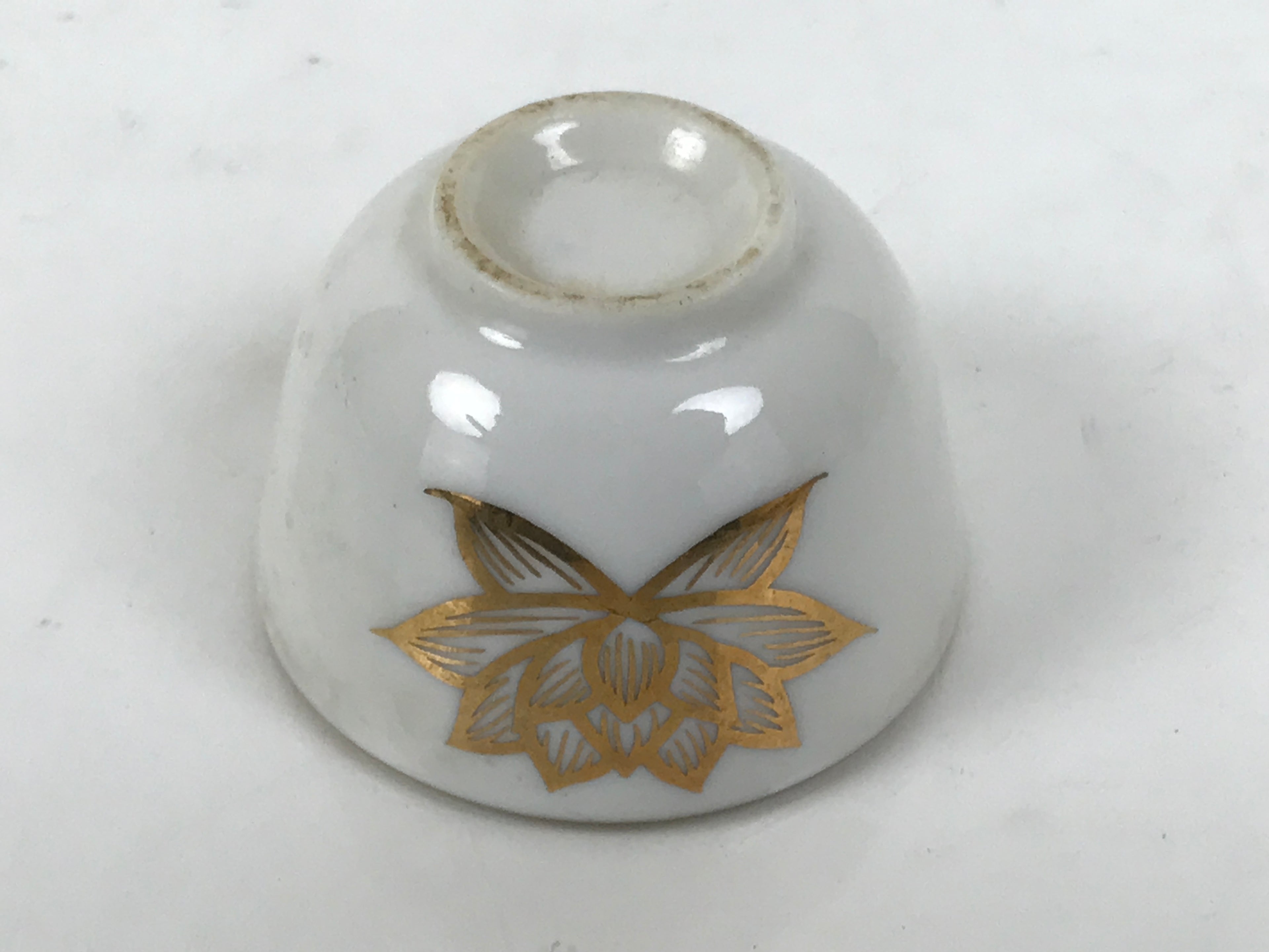 Japanese Porcelain Teacup Yunomi Buddhist Altar Offering Lotus Flower White G347-KT - Teacup-chidorivintage.com