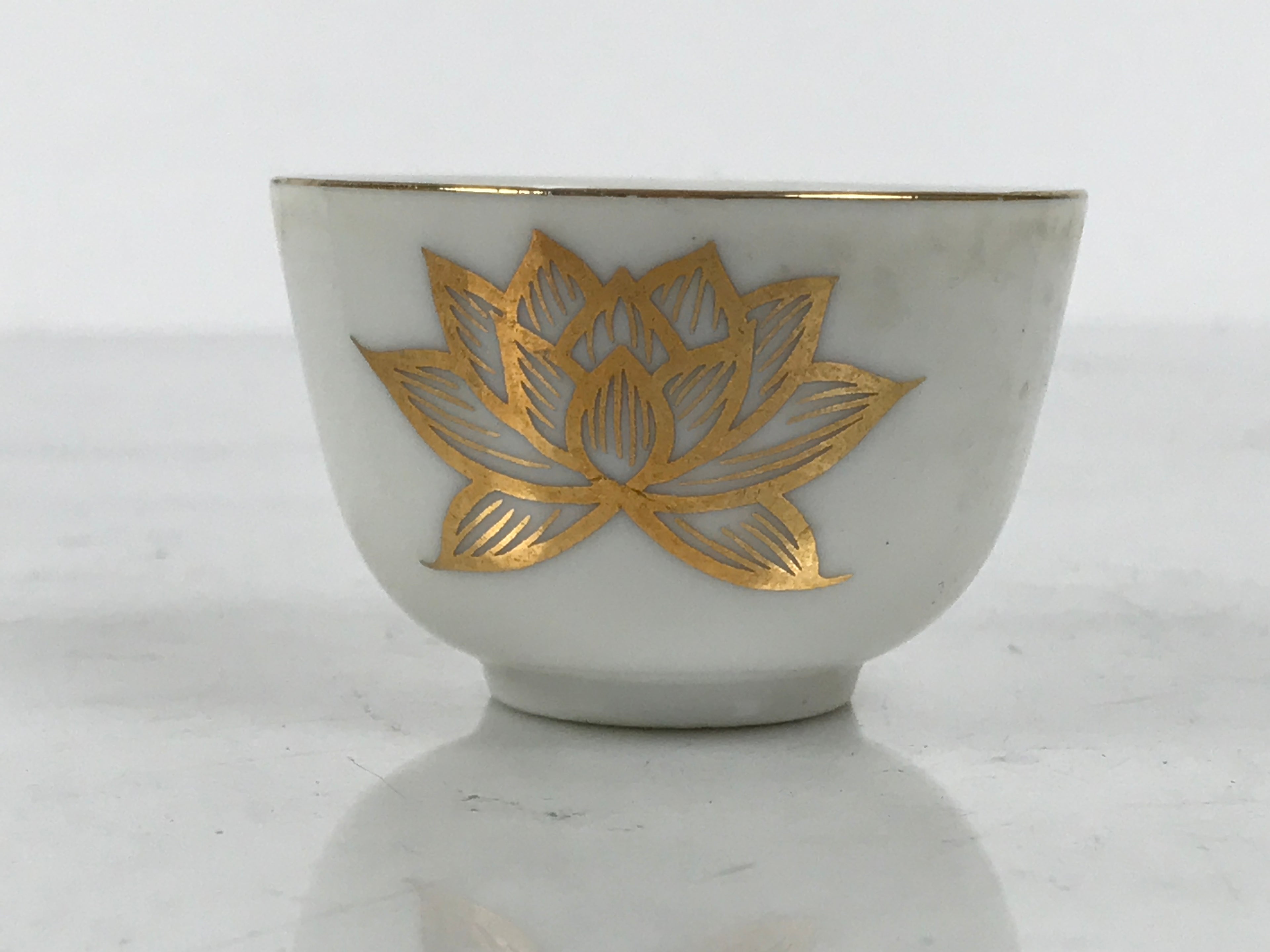 Japanese Porcelain Teacup Yunomi Buddhist Altar Offering Lotus Flower White G347-KT - Teacup-chidorivintage.com