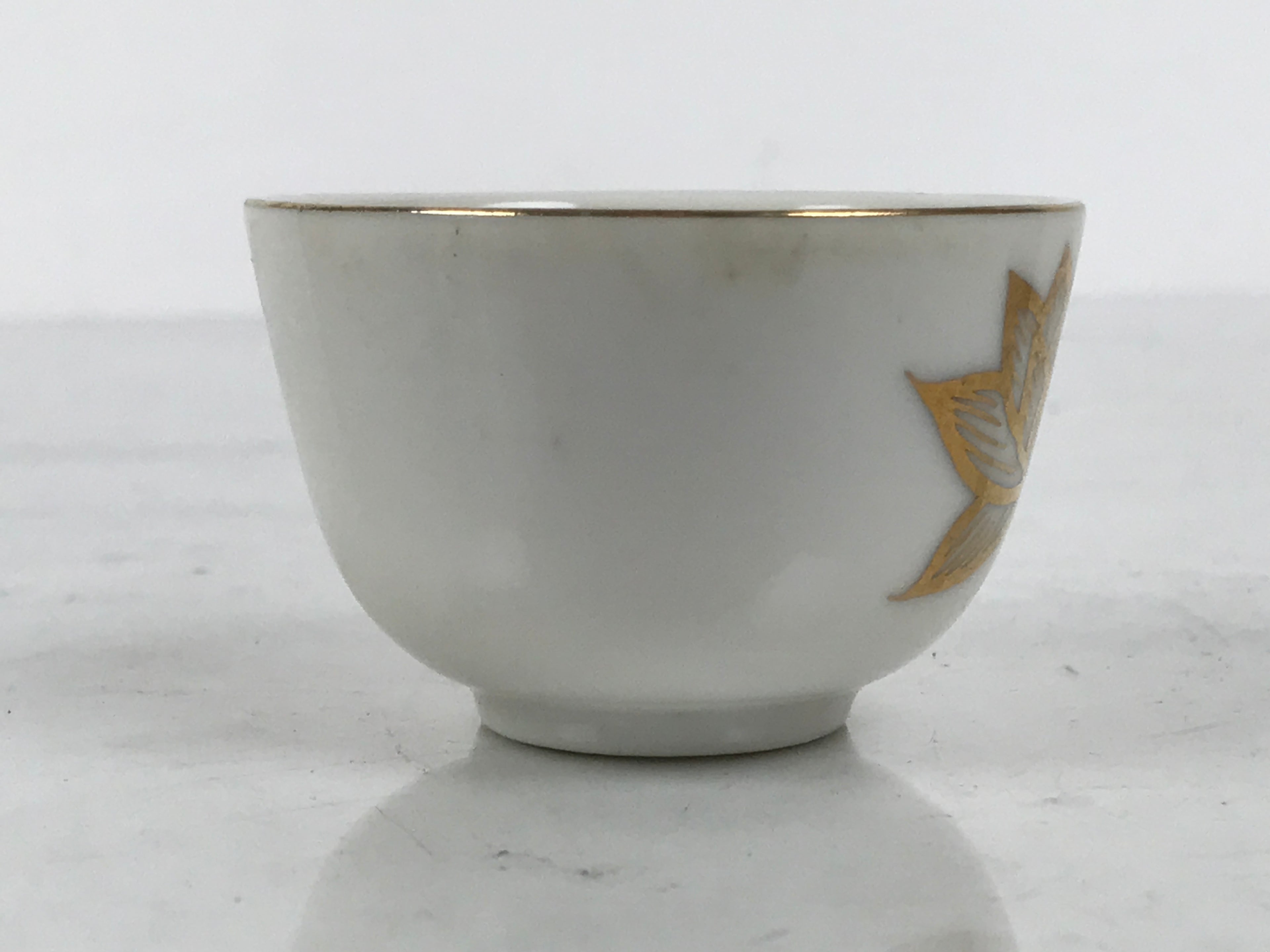 Japanese Porcelain Teacup Yunomi Buddhist Altar Offering Lotus Flower White G347-KT - Teacup-chidorivintage.com