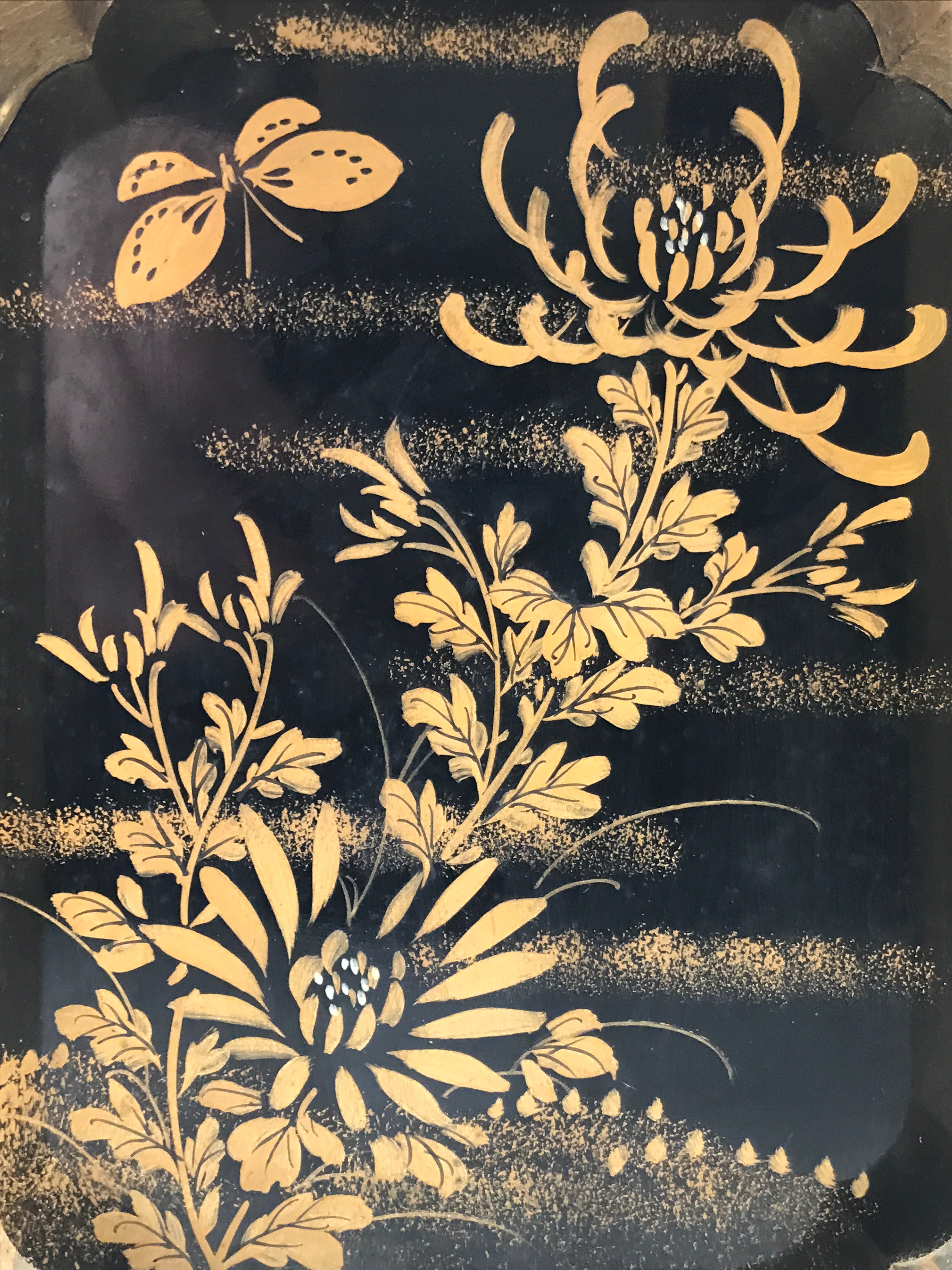 Japanese Buddhist Altar Lacquer Drawer Brass Black Gold Chrysanthemum Makie BP44-OT - Buddhist-chidorivintage.com
