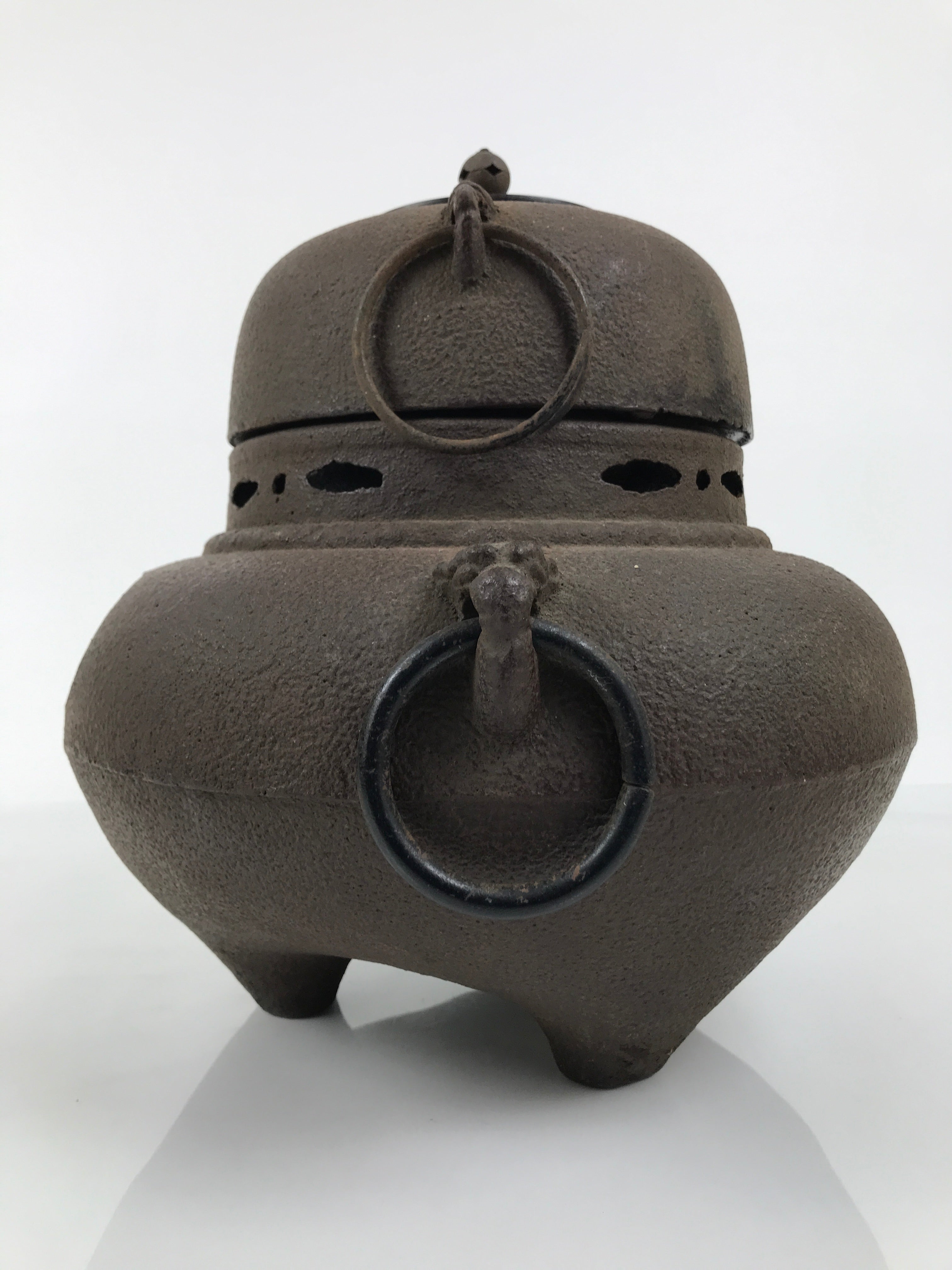 Antique Japanese Iron Kettle and Brazier Set for Tea ceremony