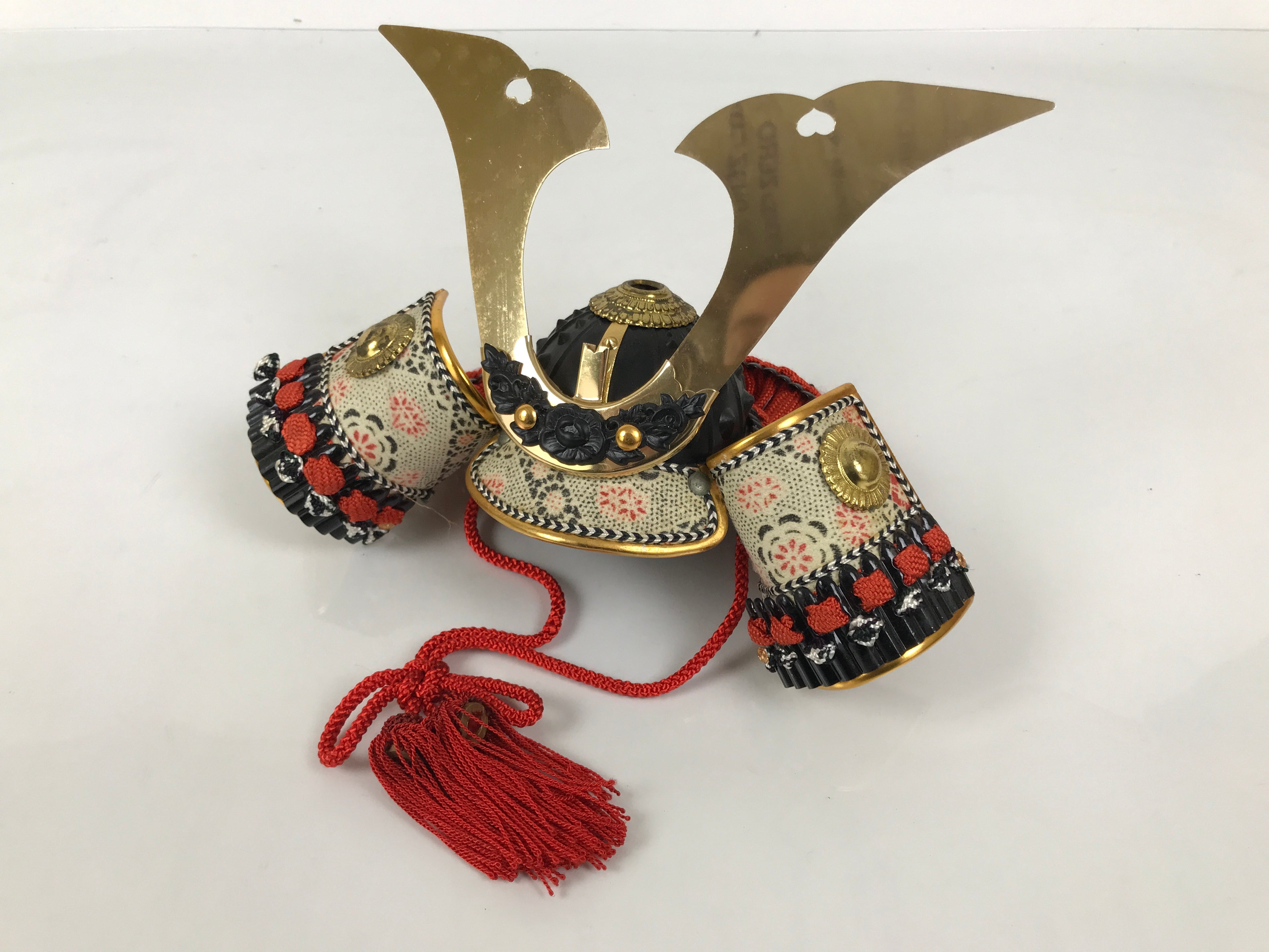 Japanese Samurai Miniature Armor Yoroi Set Vtg Boys' Festival Lacquer Box ID688-AD - Doll-chidorivintage.com