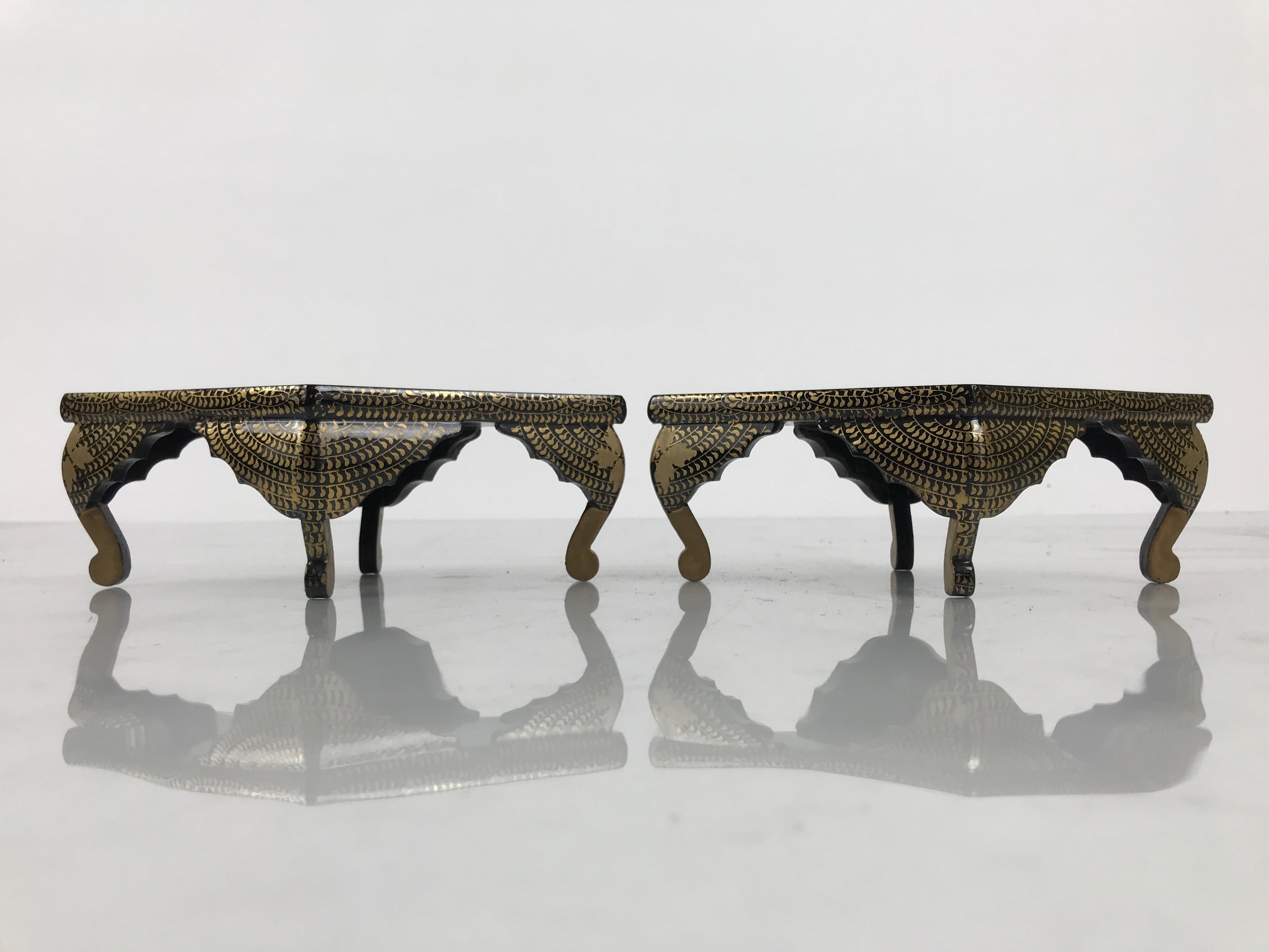 Japanese Lacquer Wood Diamond Mochi Stands Vtg Hina Doll Accessory Makie ID694-AD - Doll-chidorivintage.com