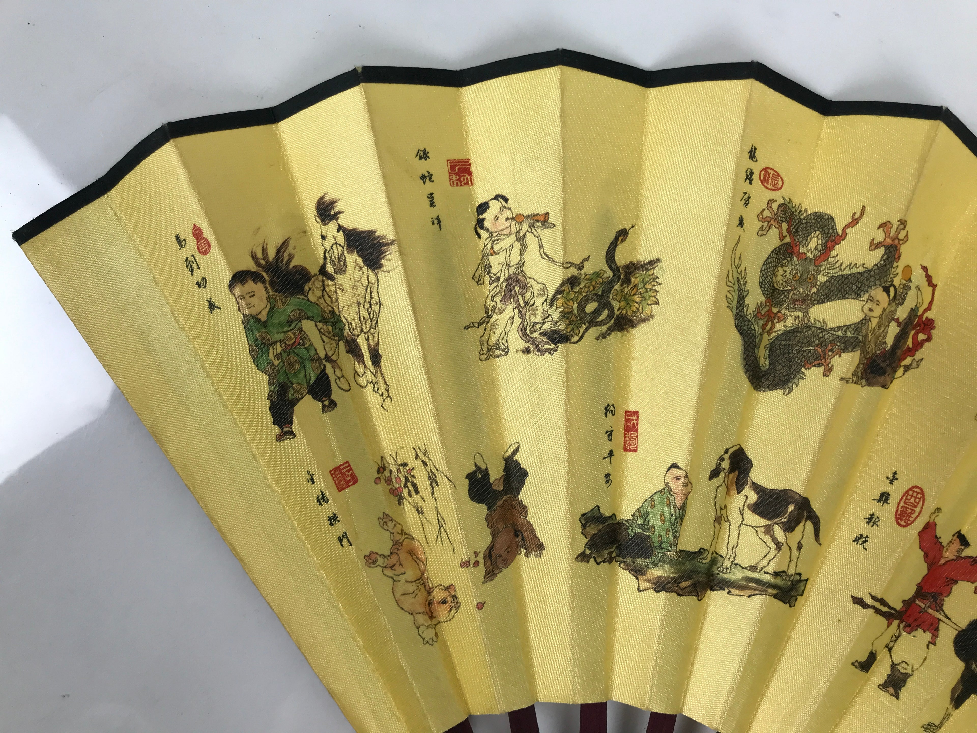 Chinese Fabric Folding Fan Vtg Sensu Bamboo Frame Gold Brown Zodiac 5D92-AD - Fan-chidorivintage.com