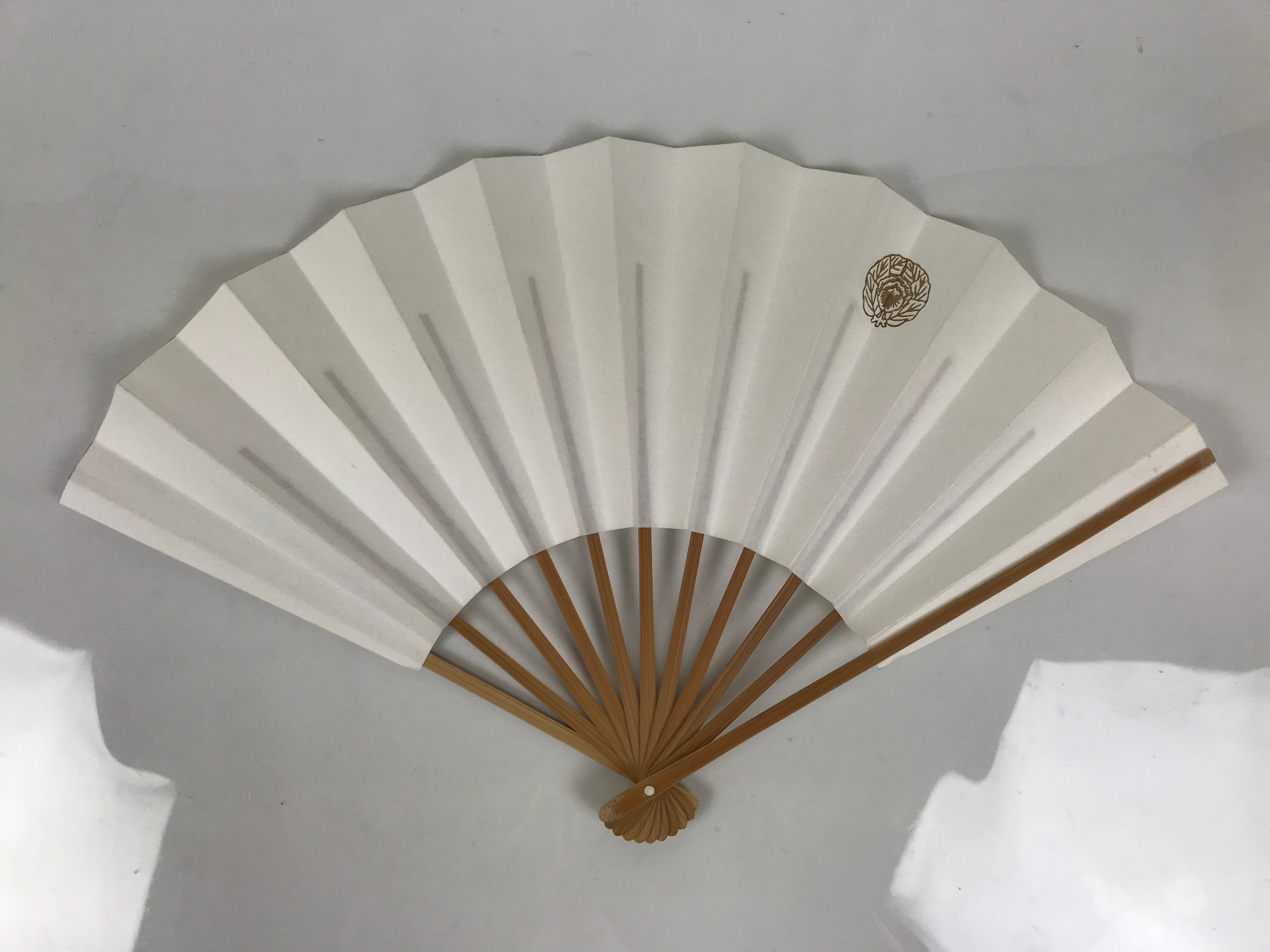 Japanese Paper Folding Fan Sensu Vtg Bamboo Frame White Naritasan Temple 5D95-AD - Fan-chidorivintage.com