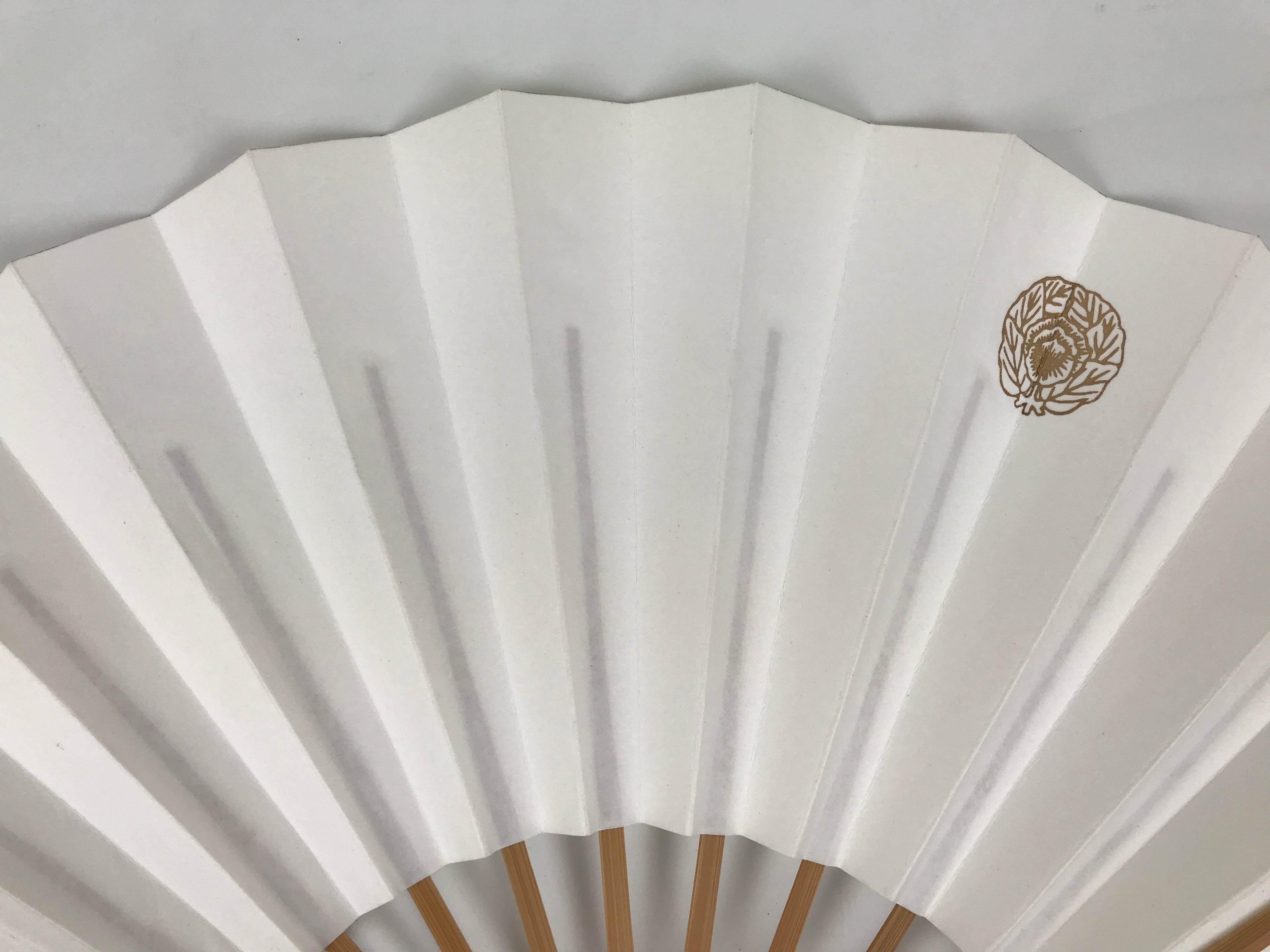 Japanese Paper Folding Fan Sensu Vtg Bamboo Frame White Naritasan Temple 5D95-AD - Fan-chidorivintage.com