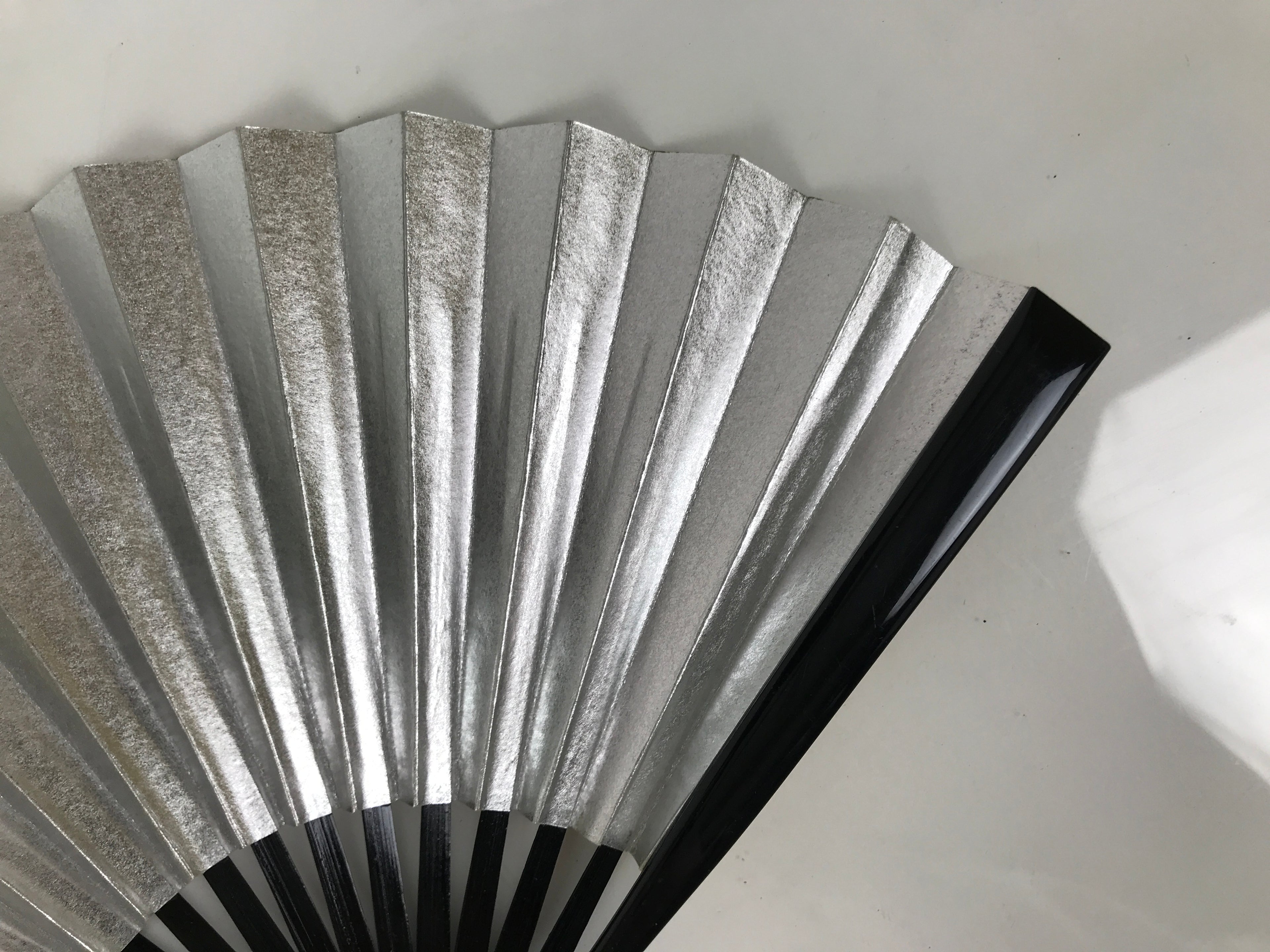 Japanese Paper Folding Fan Sensu Vtg Lacquered Bamboo Gold Silver Formal 5D47-AD - Fan-chidorivintage.com