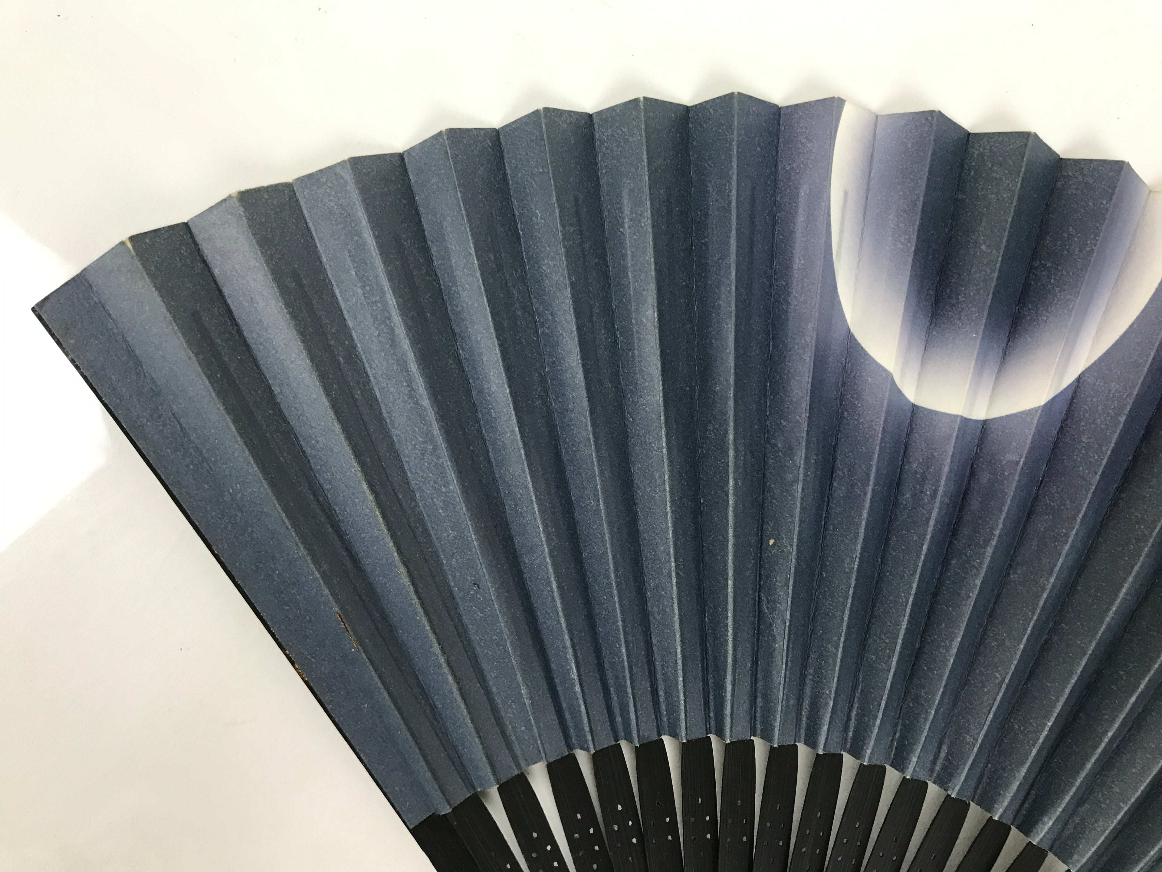 Japanese Paper Folding Fan Sensu Vtg Bamboo Frame Dark Blue Moon Kanji 5D98-AD - Fan-chidorivintage.com