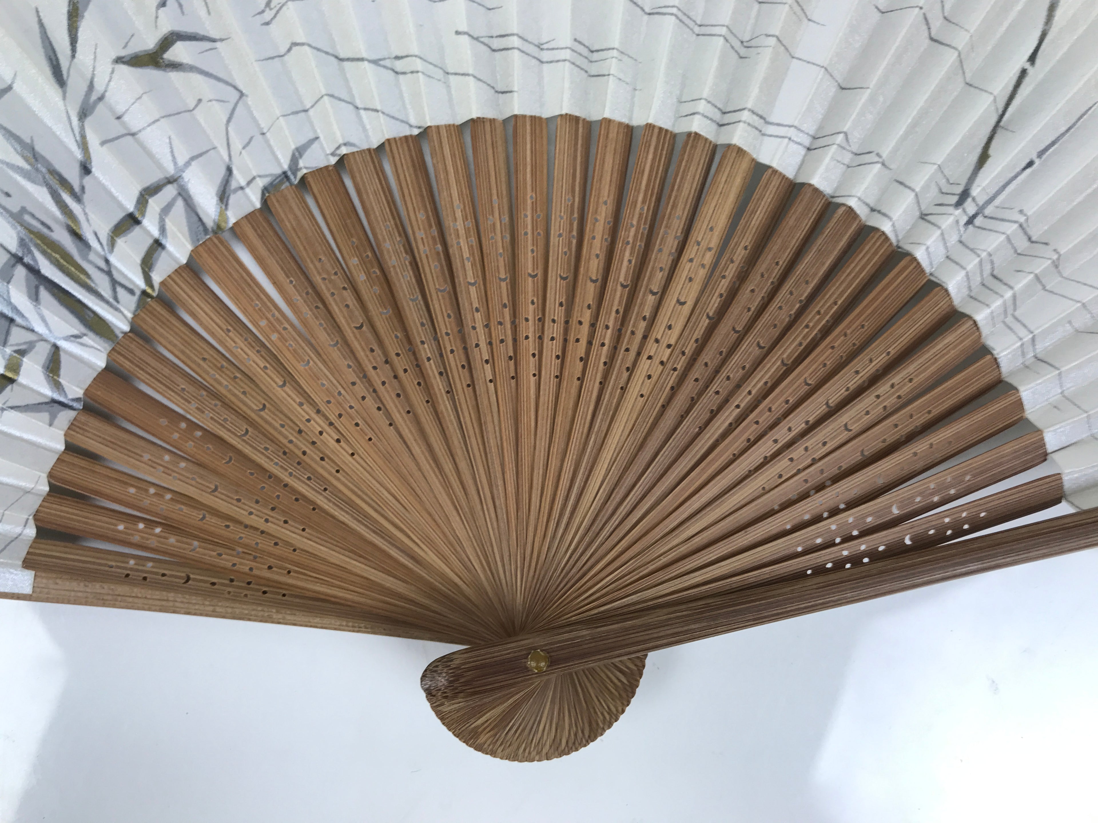 Japanese Paper Folding Fan Vtg Sensu Bamboo Frame Silver Plants Dragonfly 5D53-AD - Fan-chidorivintage.com