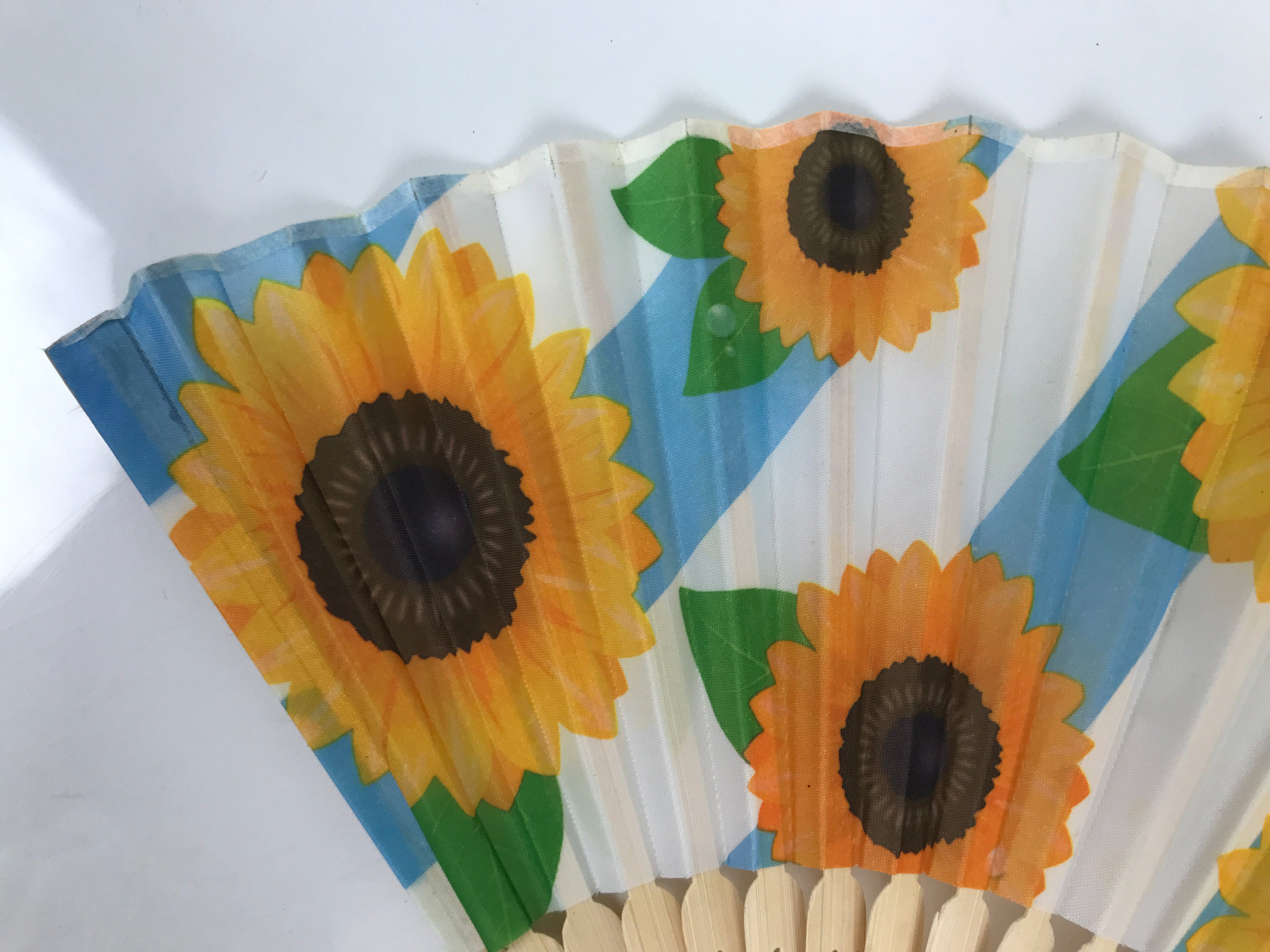 Japanese Fabric Folding Fan Sensu Vtg Bamboo Frame Sunflowers Himawari 5D55-AD - Fan-chidorivintage.com