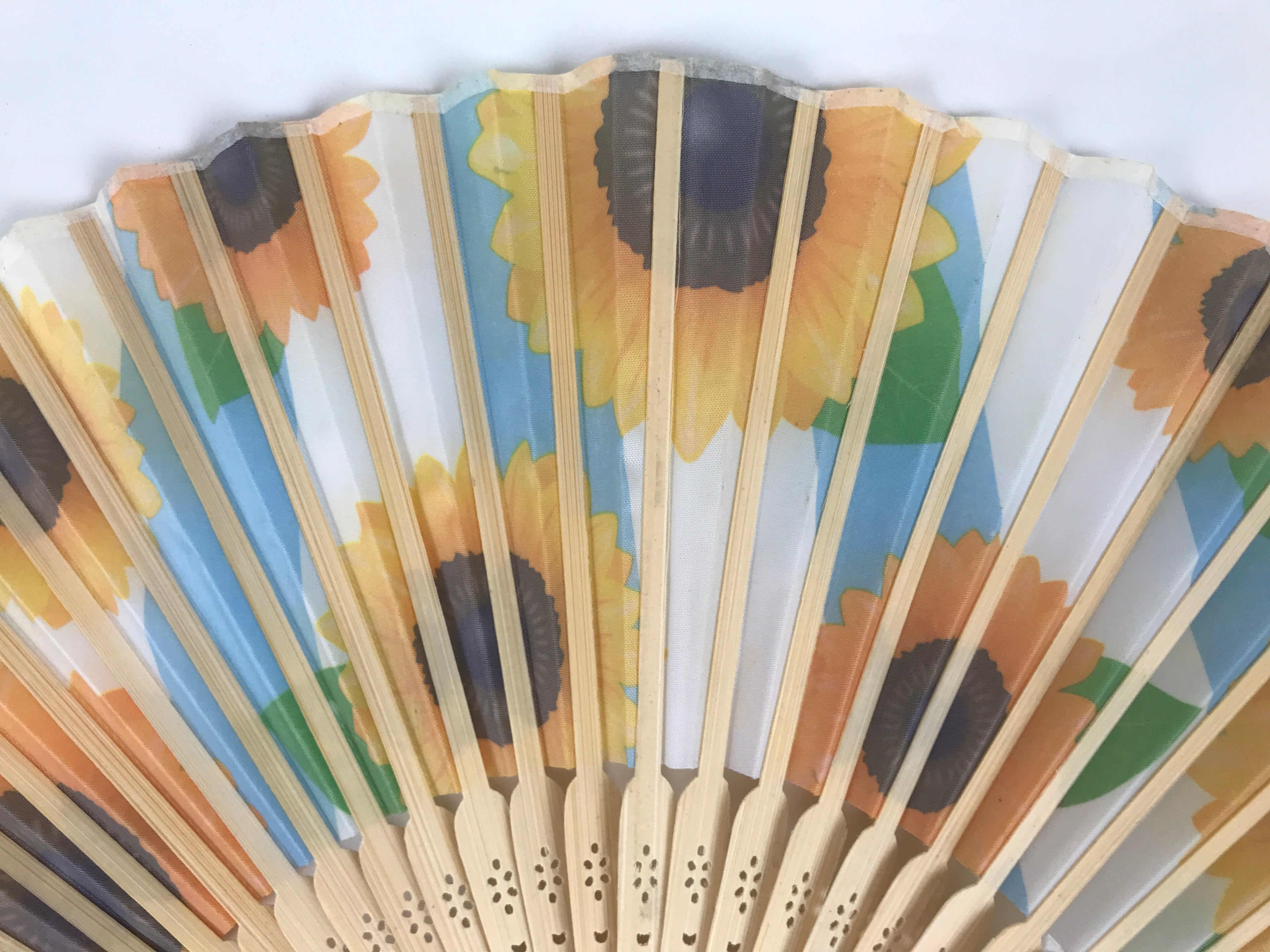 Japanese Fabric Folding Fan Sensu Vtg Bamboo Frame Sunflowers Himawari 5D55-AD - Fan-chidorivintage.com