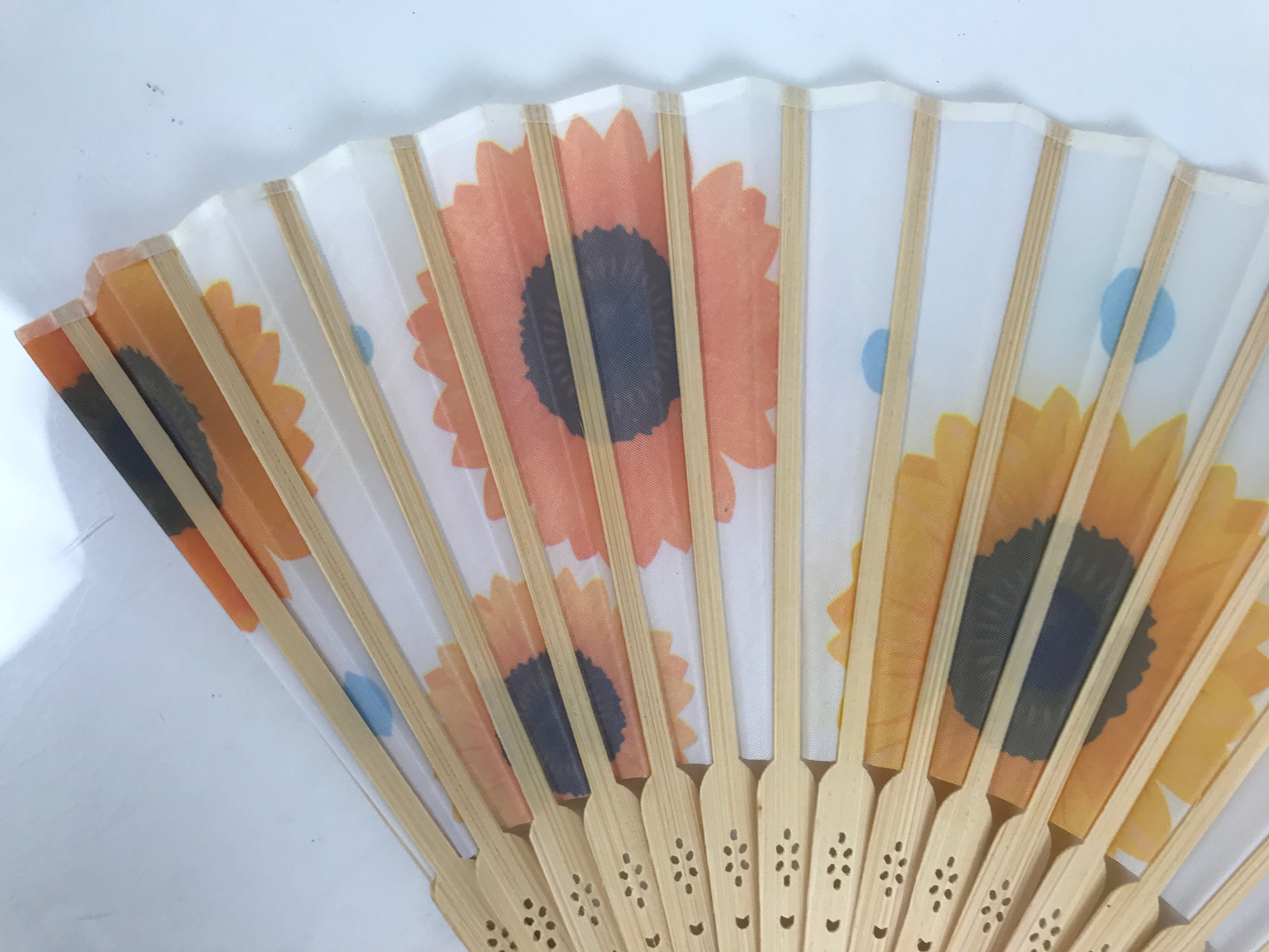 Japanese Fabric Folding Fan Sensu Vtg Bamboo Frame Sunflowers Himawari 5D56-AD - Fan-chidorivintage.com